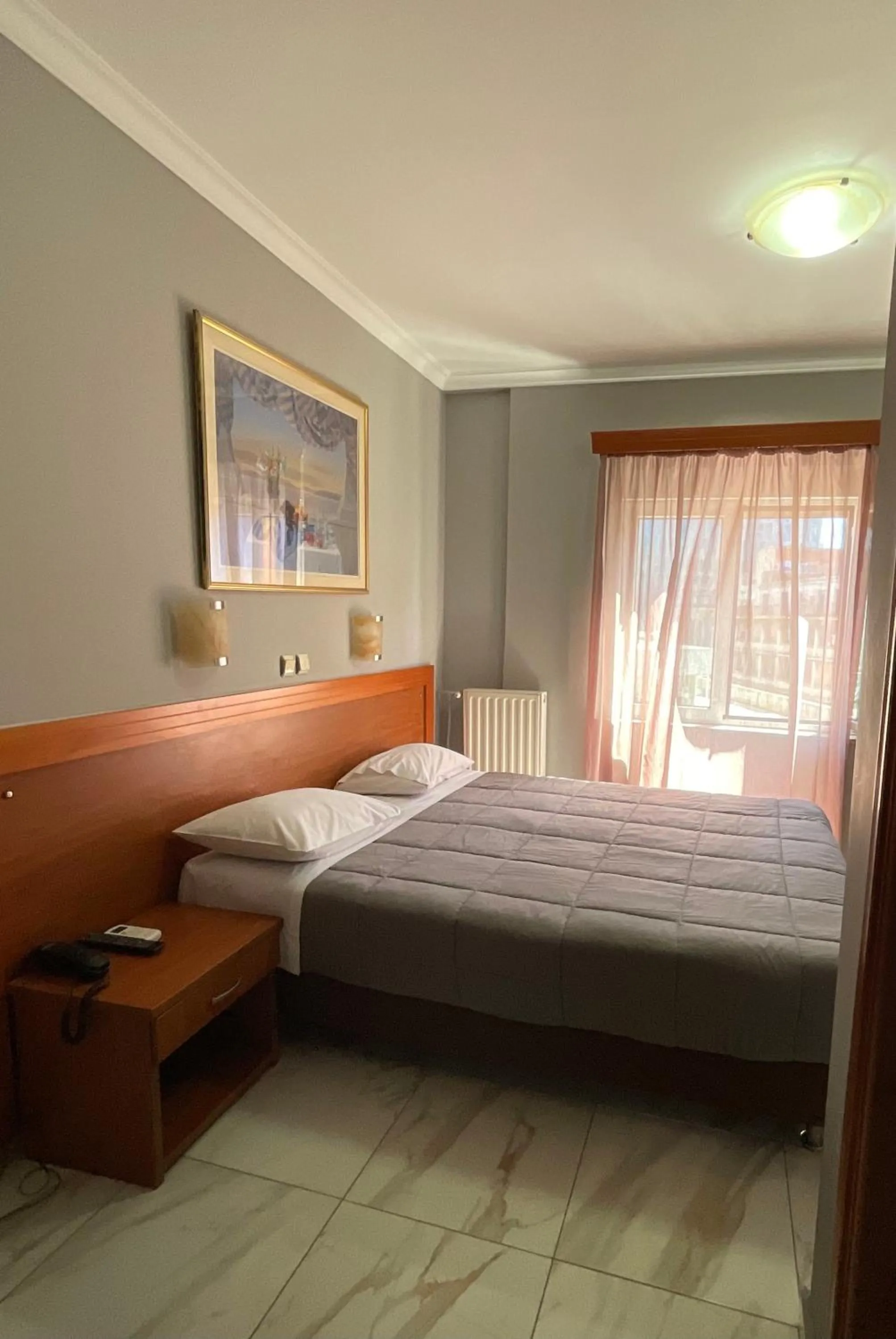 Photo of the whole room, Bed in Piraeus Acropole Hotel