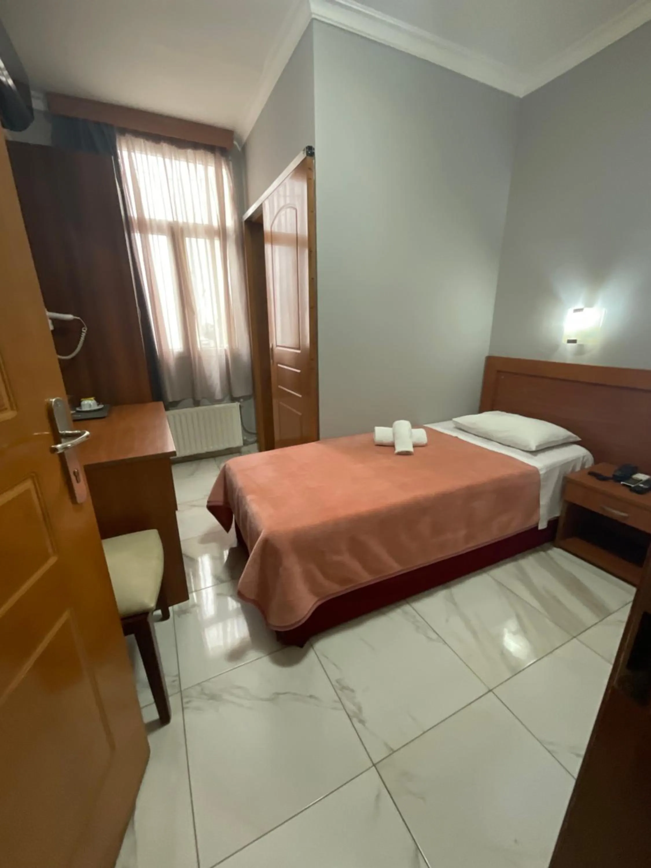 Photo of the whole room, Bed in Piraeus Acropole Hotel