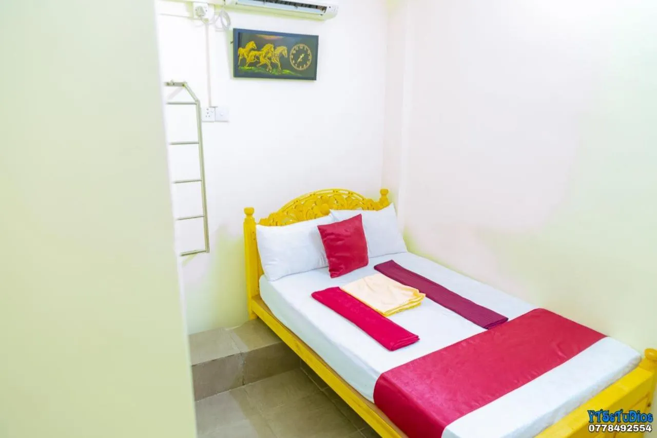 Bed in UK Inn Guest House