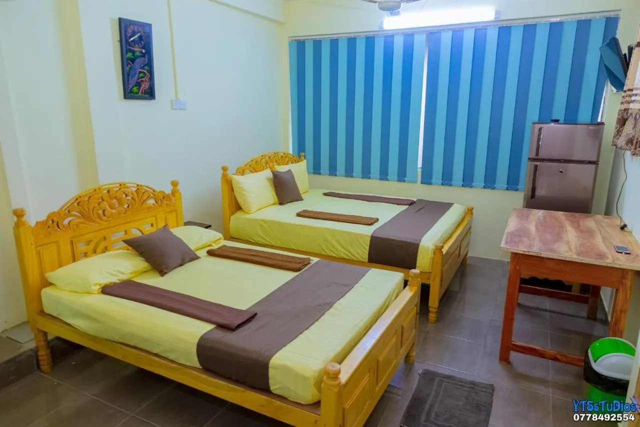 Bed in UK Inn Guest House