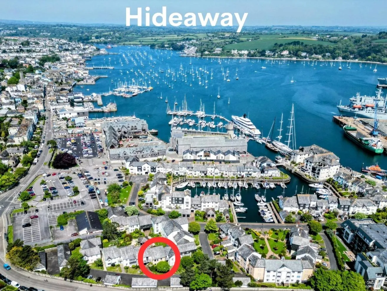 Location in Hideaway - Exclusive marina development, town centre, with parking