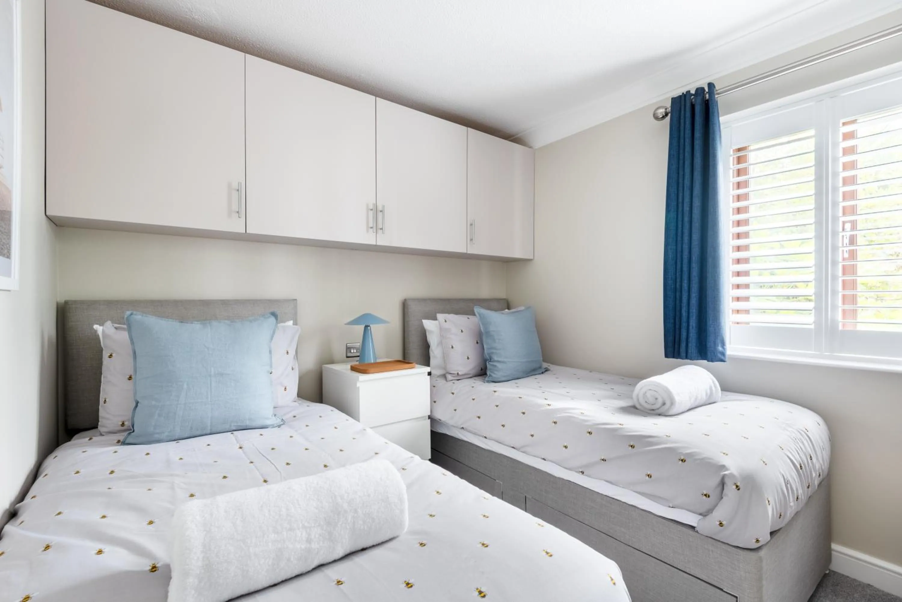 Bedroom, Bed in Hideaway - Exclusive marina development, town centre, with parking