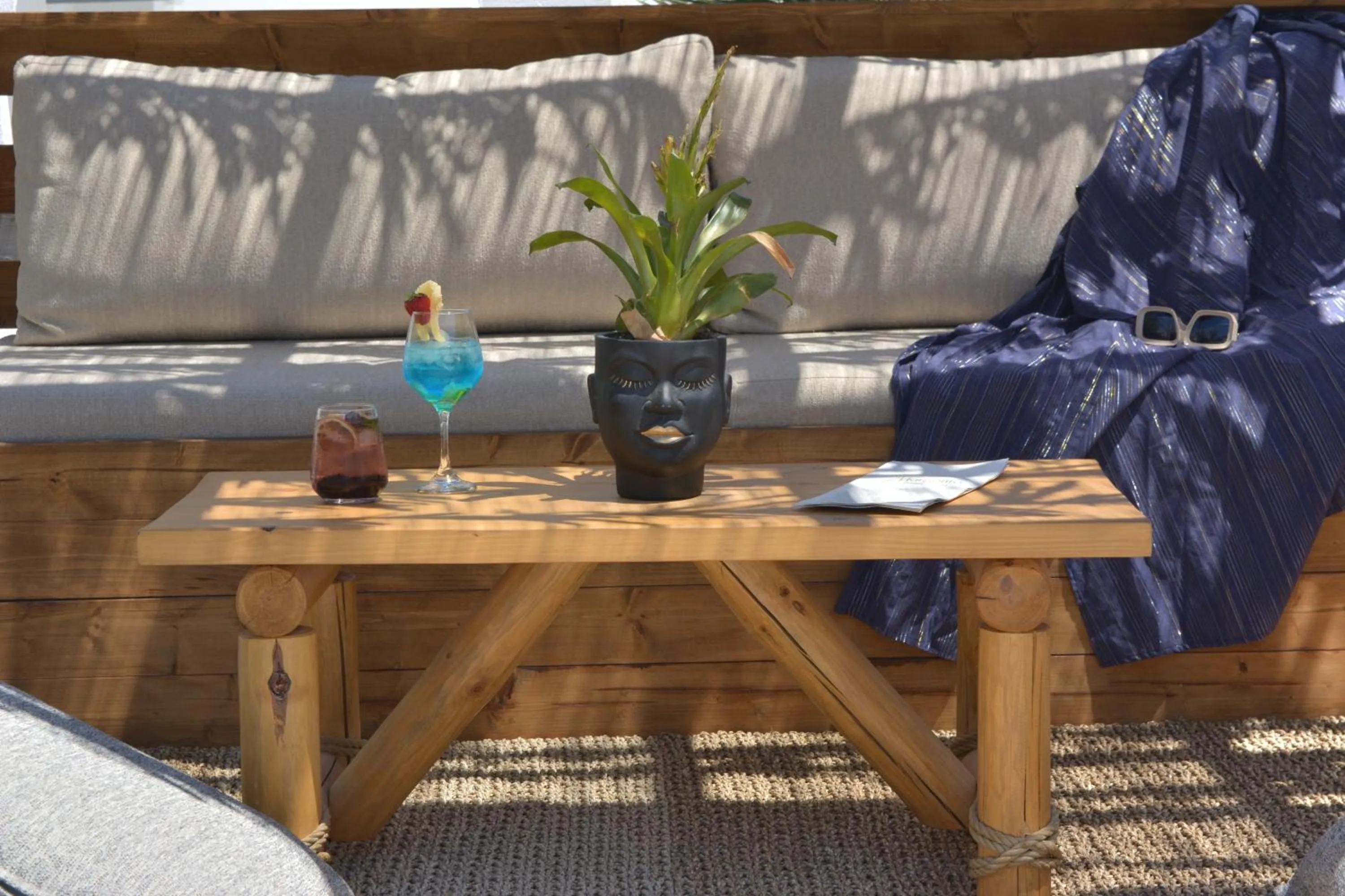 Restaurant/places to eat in Margarita Hotel