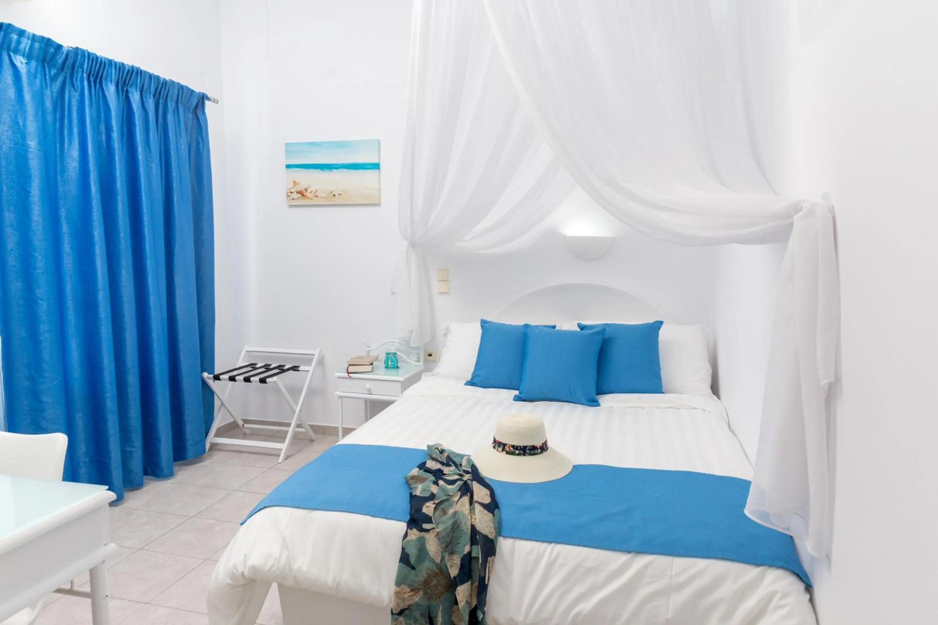 Bed in Margarita Hotel