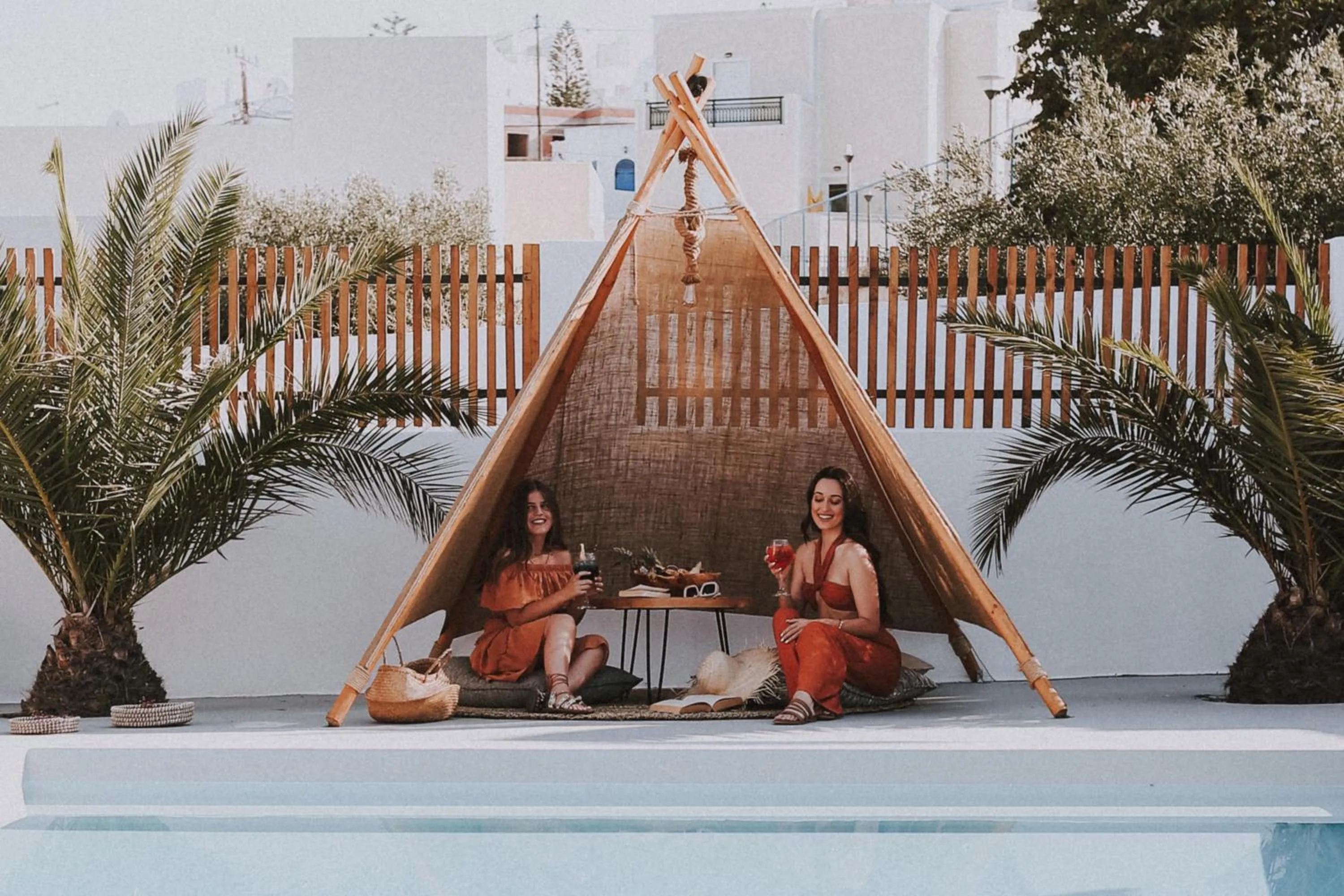 Restaurant/places to eat in Margarita Hotel