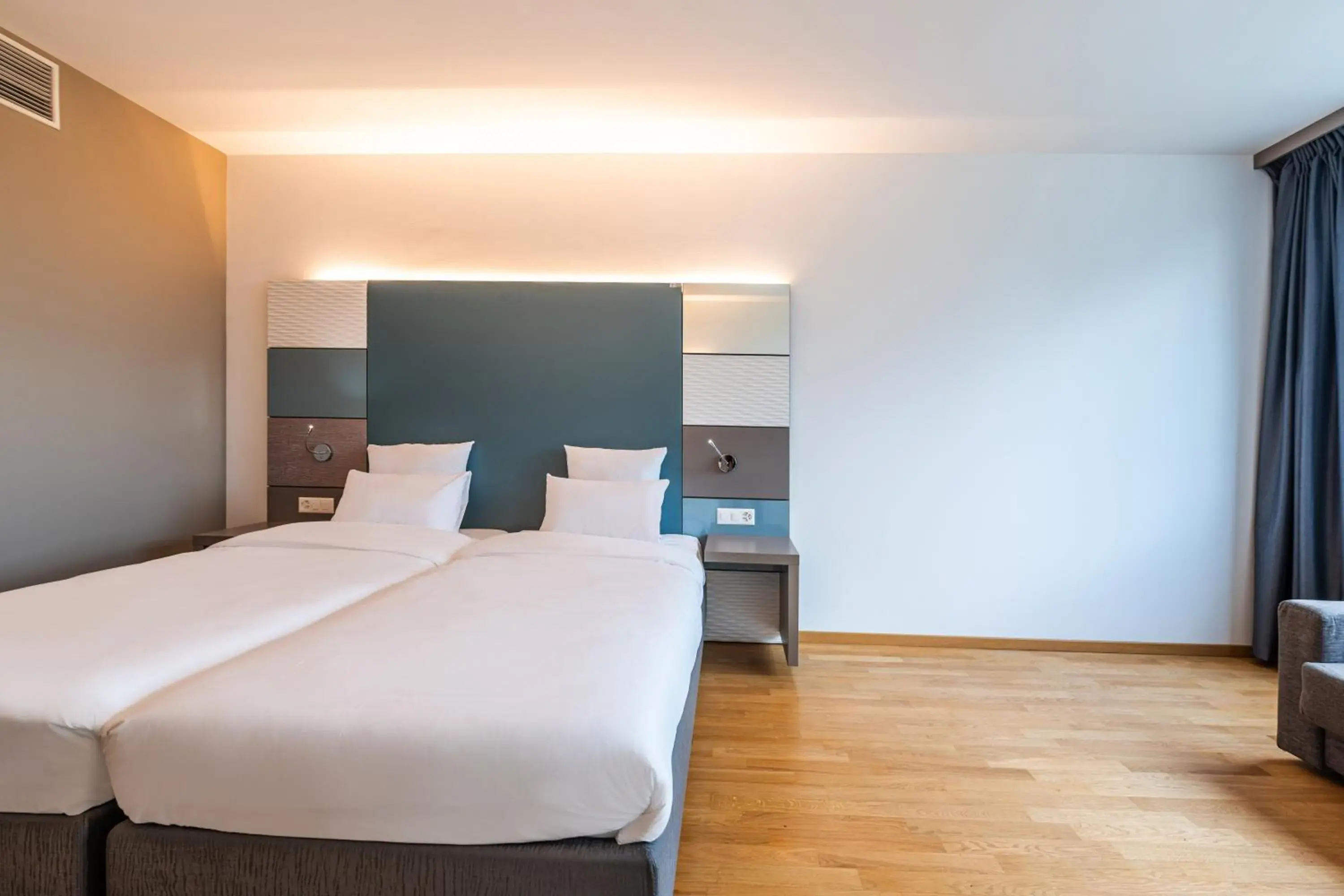 Bed in B&B HOTEL Lausanne Crissier Bed in B&B HOTEL Lausanne Crissier