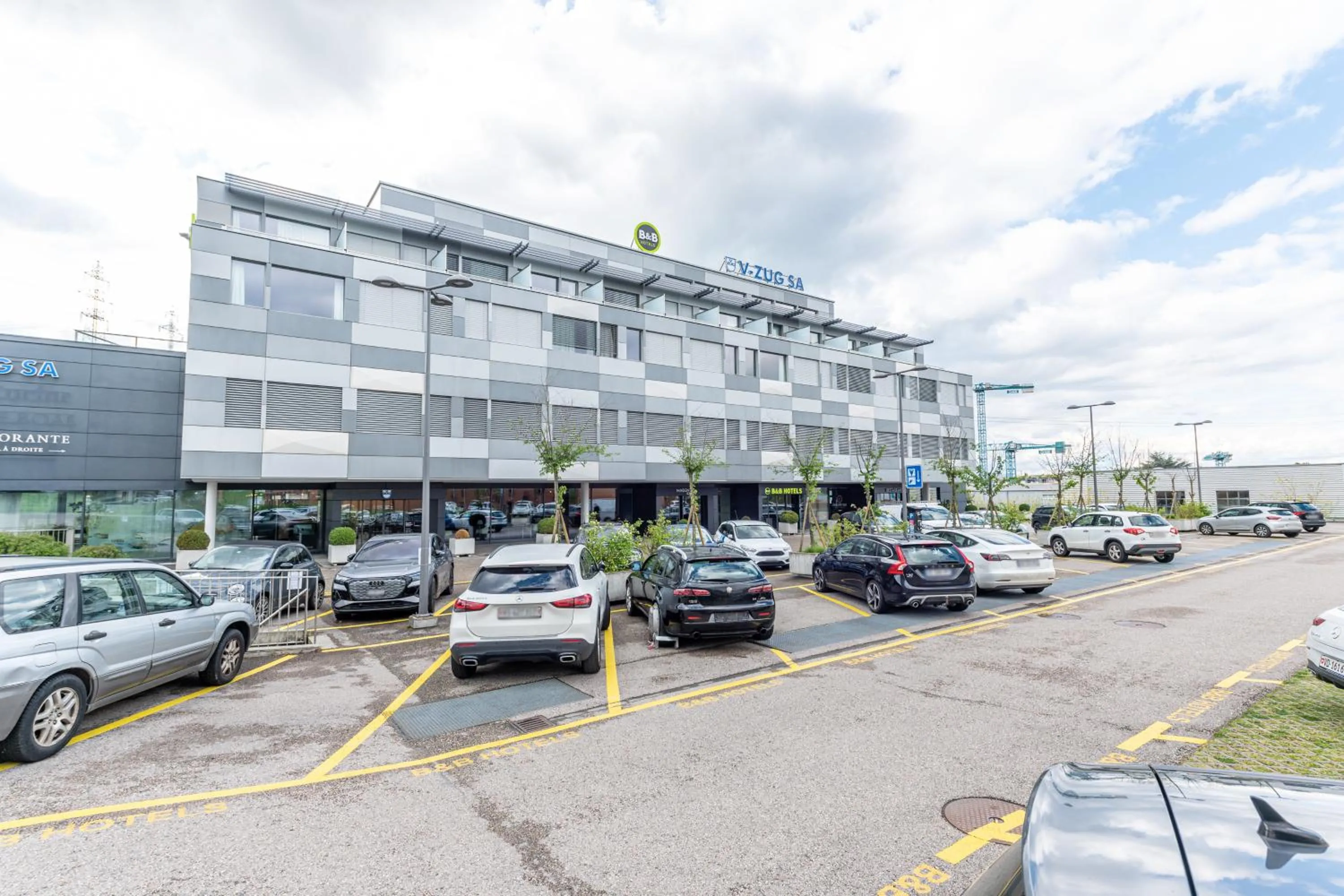 Property building in B&B HOTEL Lausanne Crissier