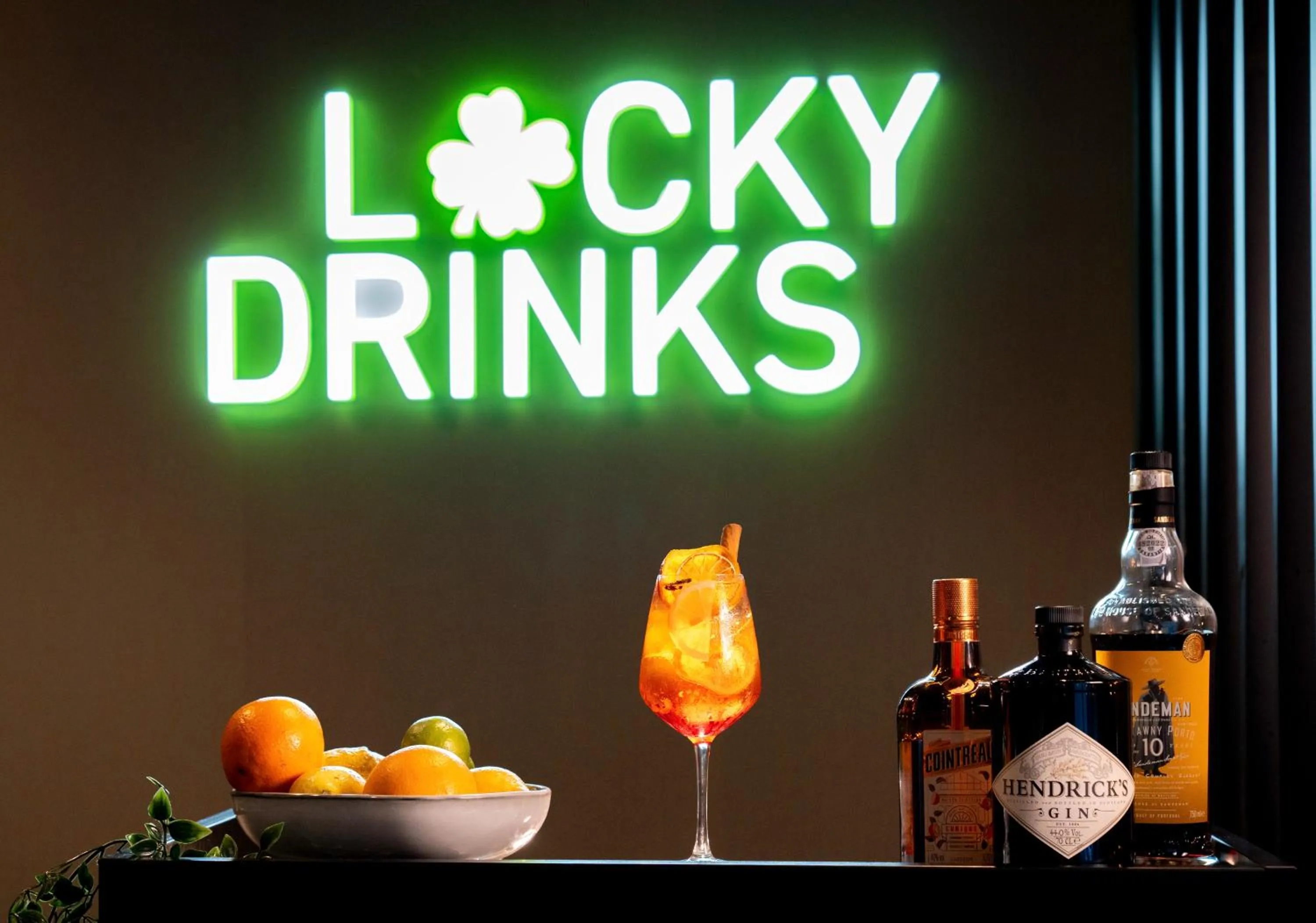 Lounge or bar in Acta The Clover