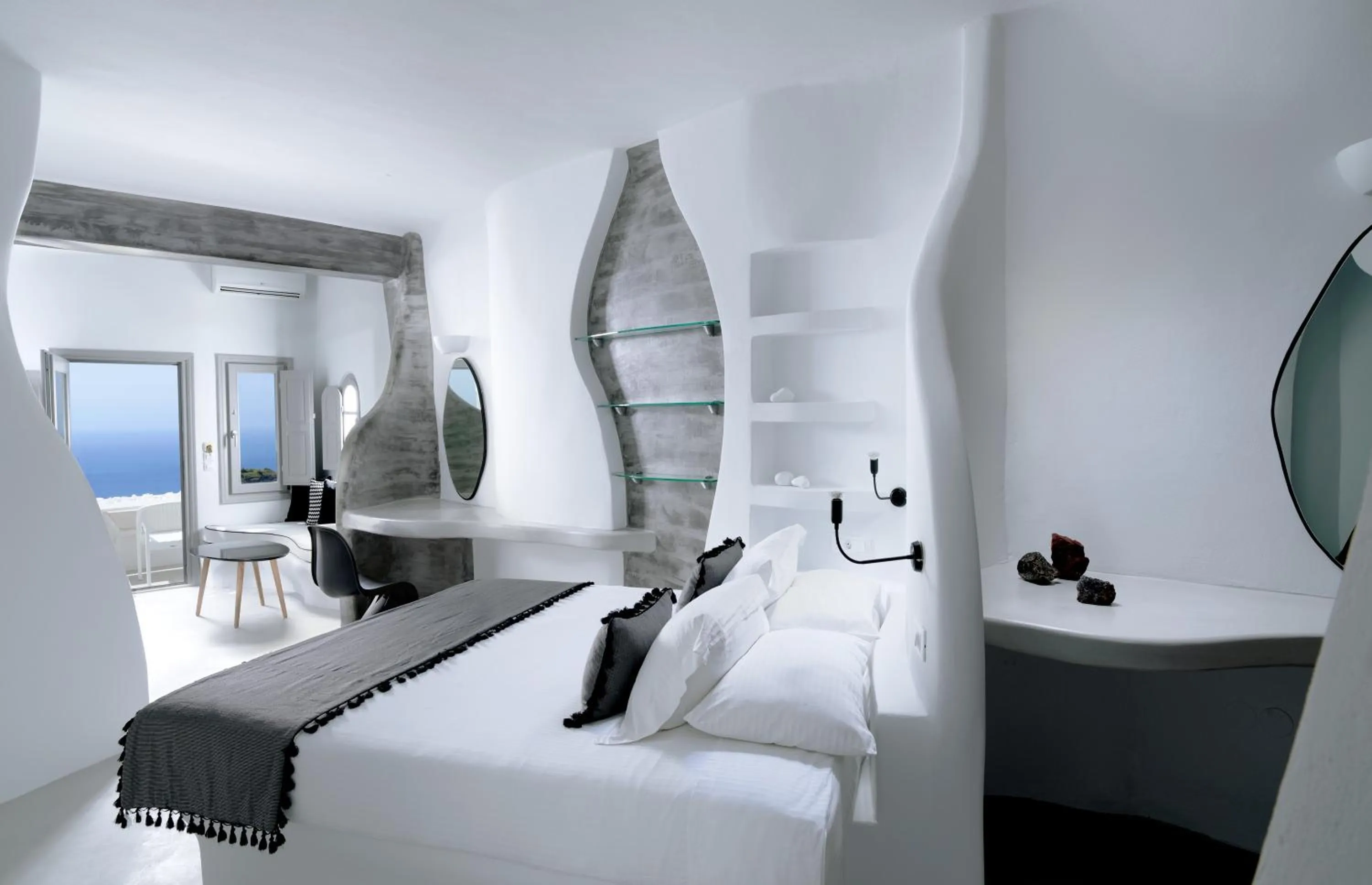 Photo of the whole room, Bed in Tholos Resort