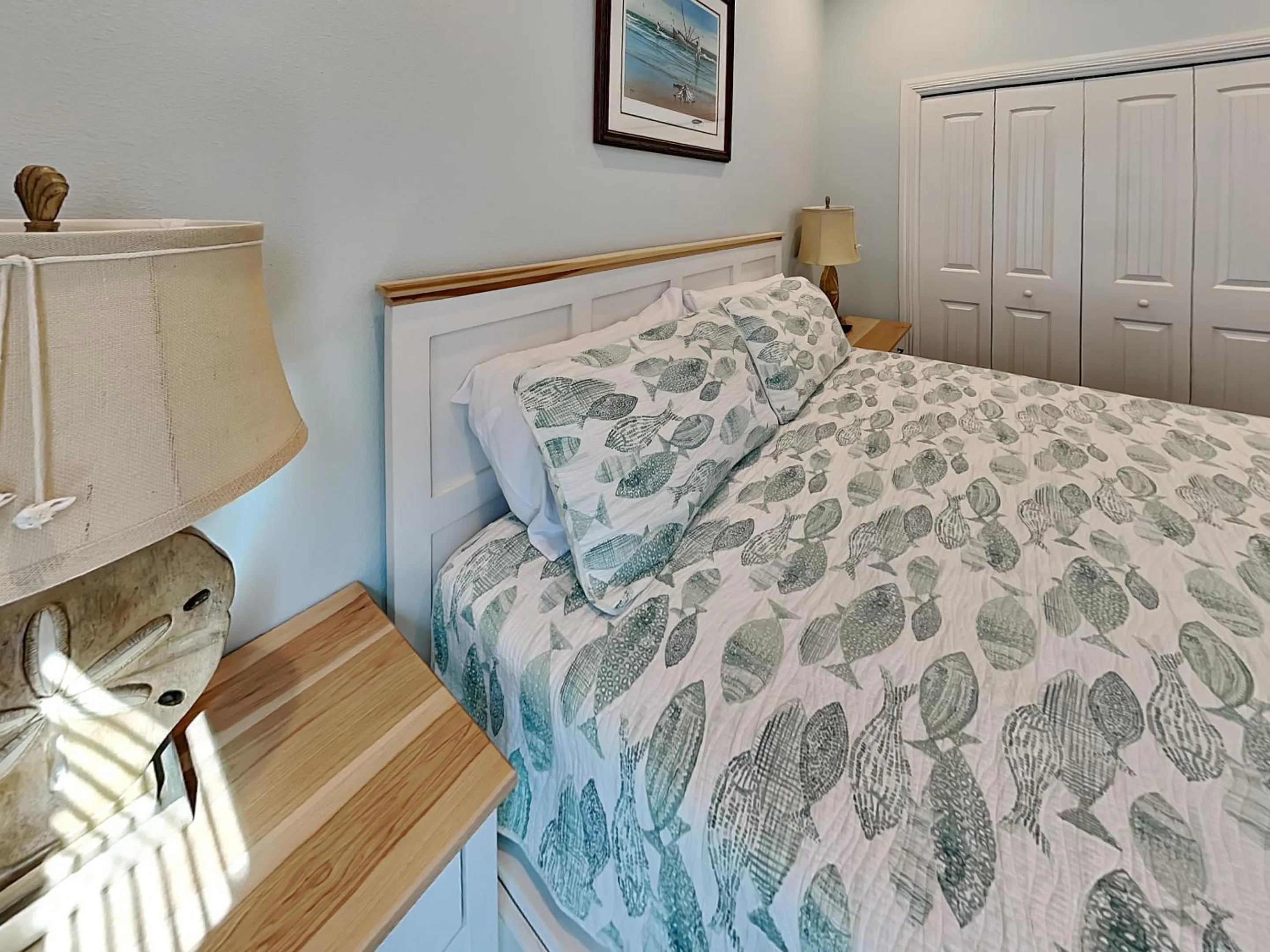 Bed in Barnacle Lodge