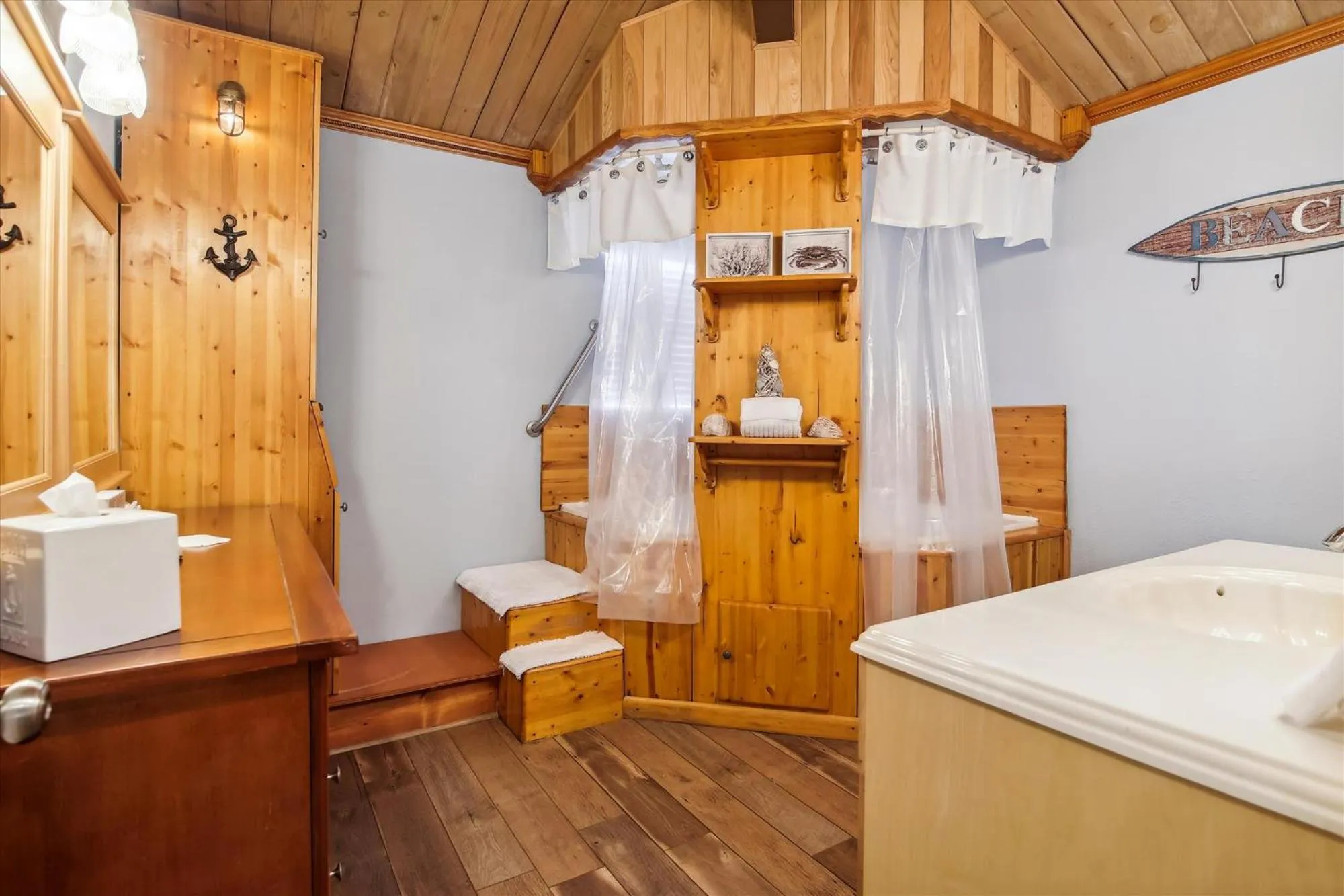 Property building in Barnacle Lodge