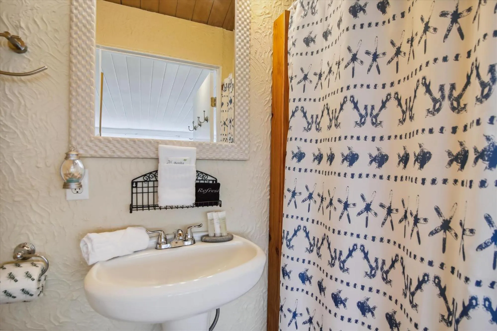 Property building in Barnacle Lodge