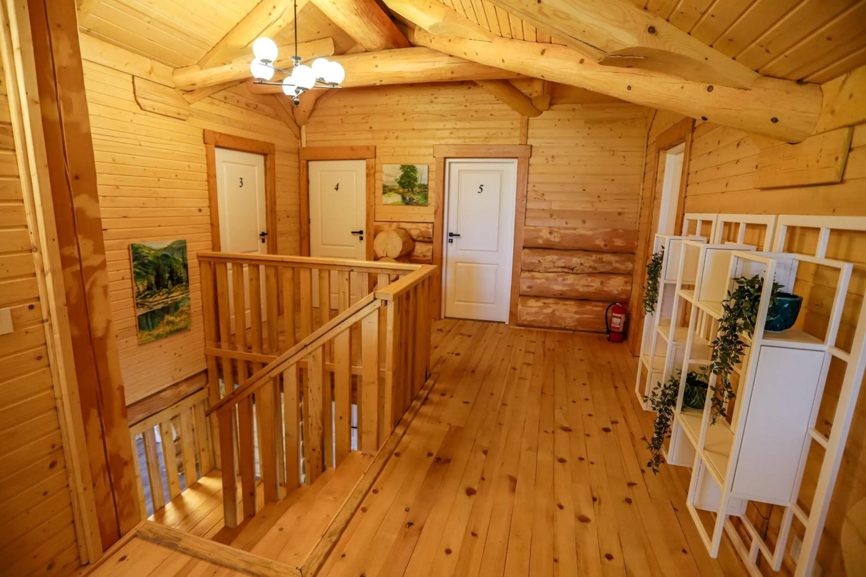 Property building in PENSIUNEA IZABELLA, Izabella Chalet