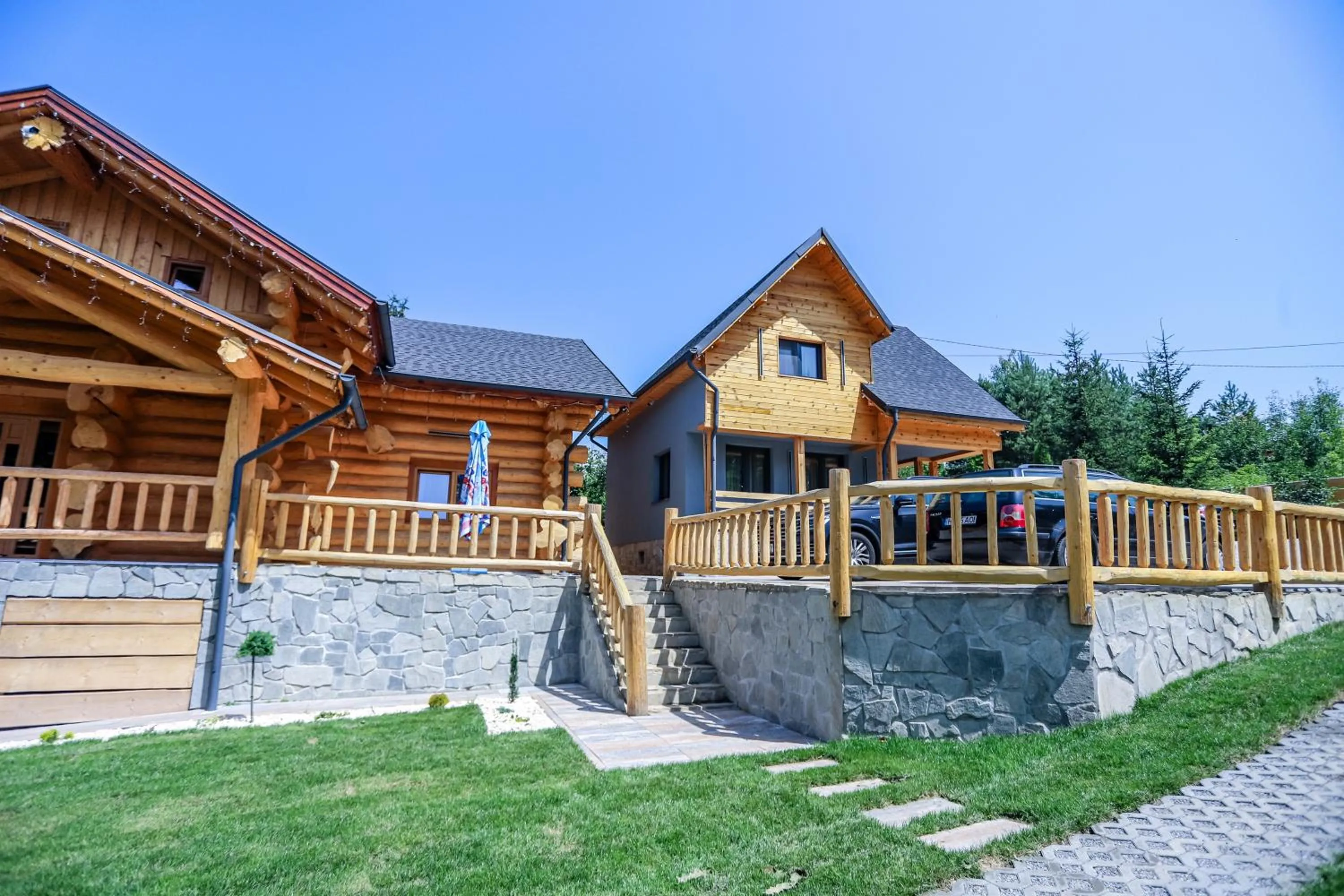 Property building in PENSIUNEA IZABELLA, Izabella Chalet
