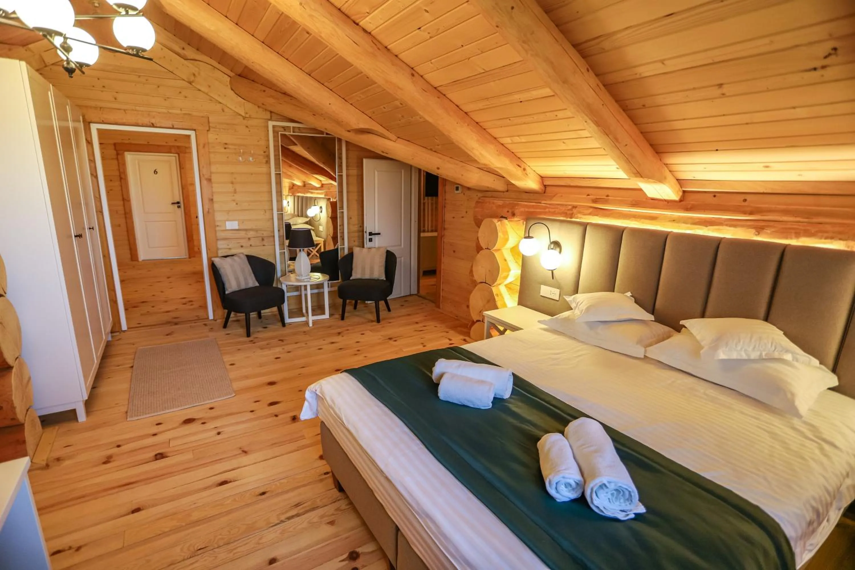 Photo of the whole room, Bed in PENSIUNEA IZABELLA, Izabella Chalet