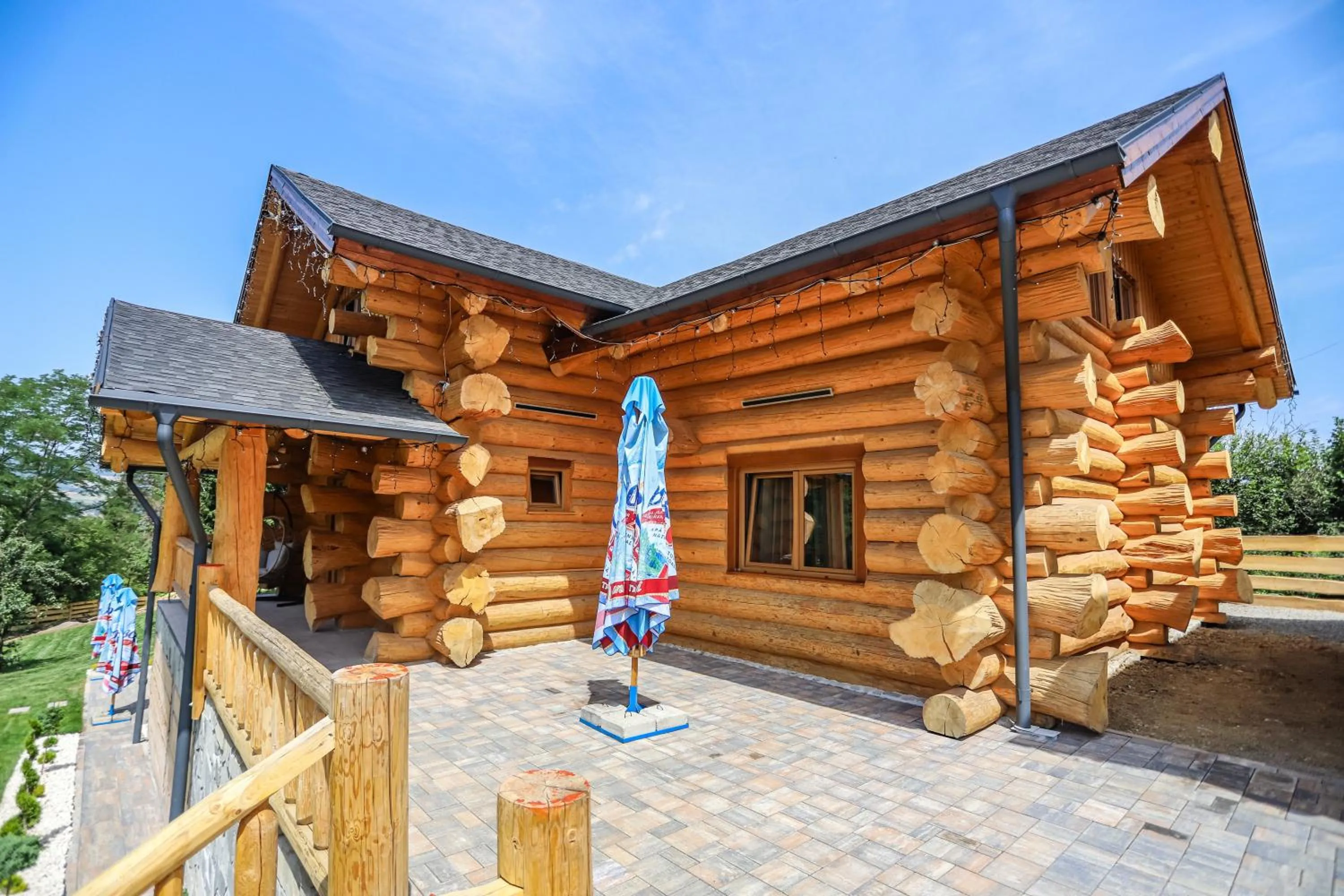 Property building in PENSIUNEA IZABELLA, Izabella Chalet