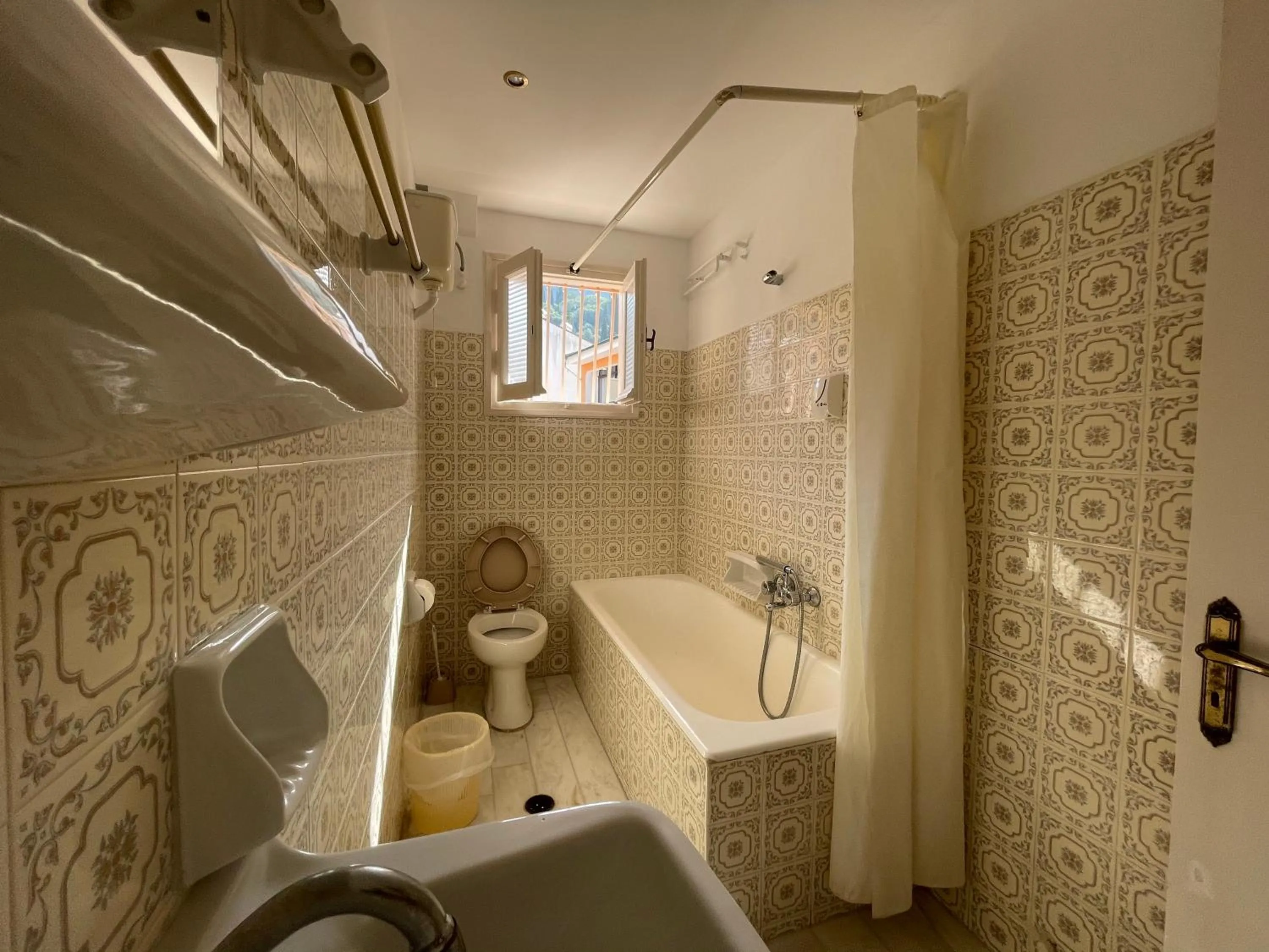 Hotel Benitses Arches