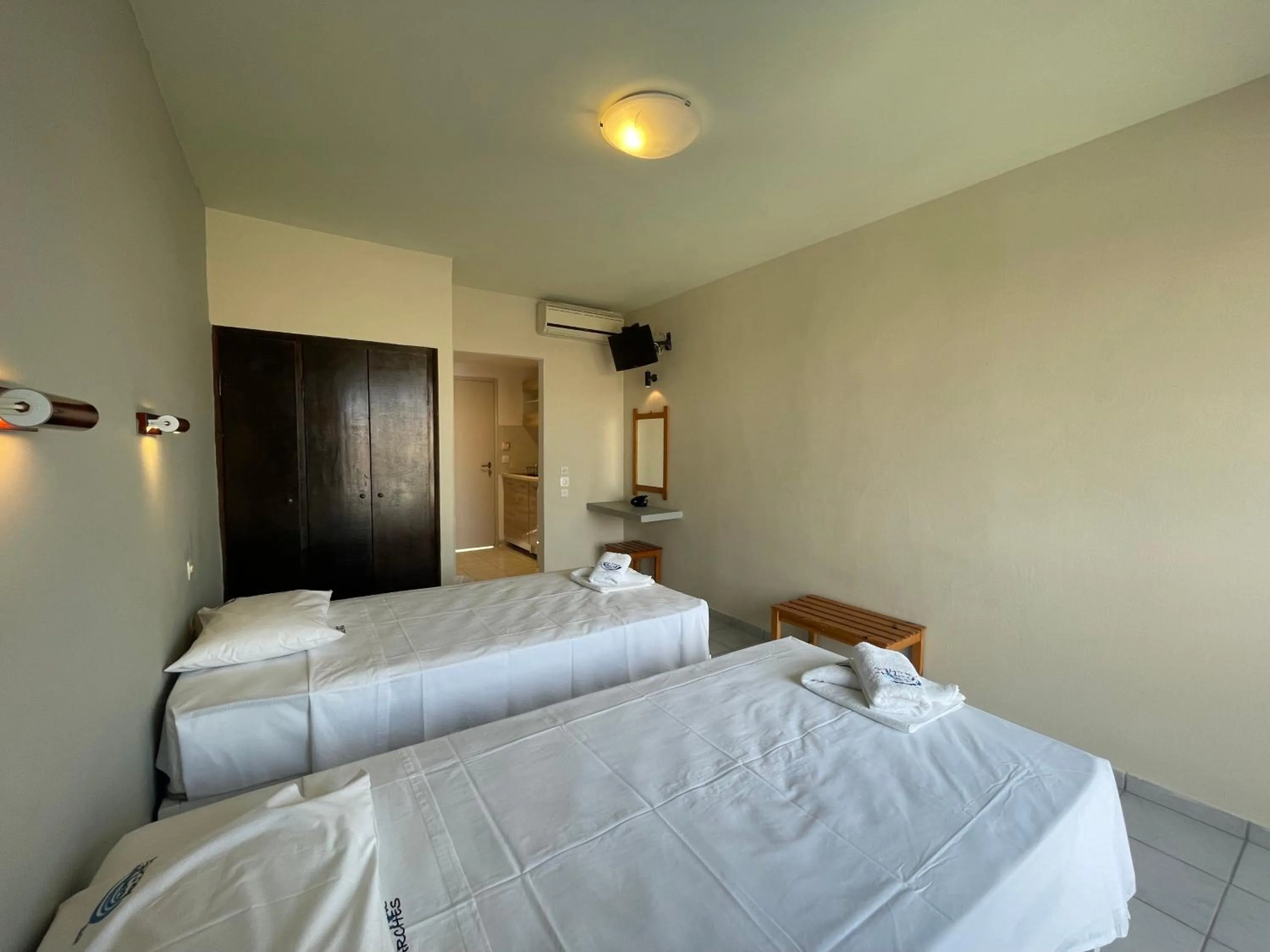 Bed in Hotel Benitses Arches