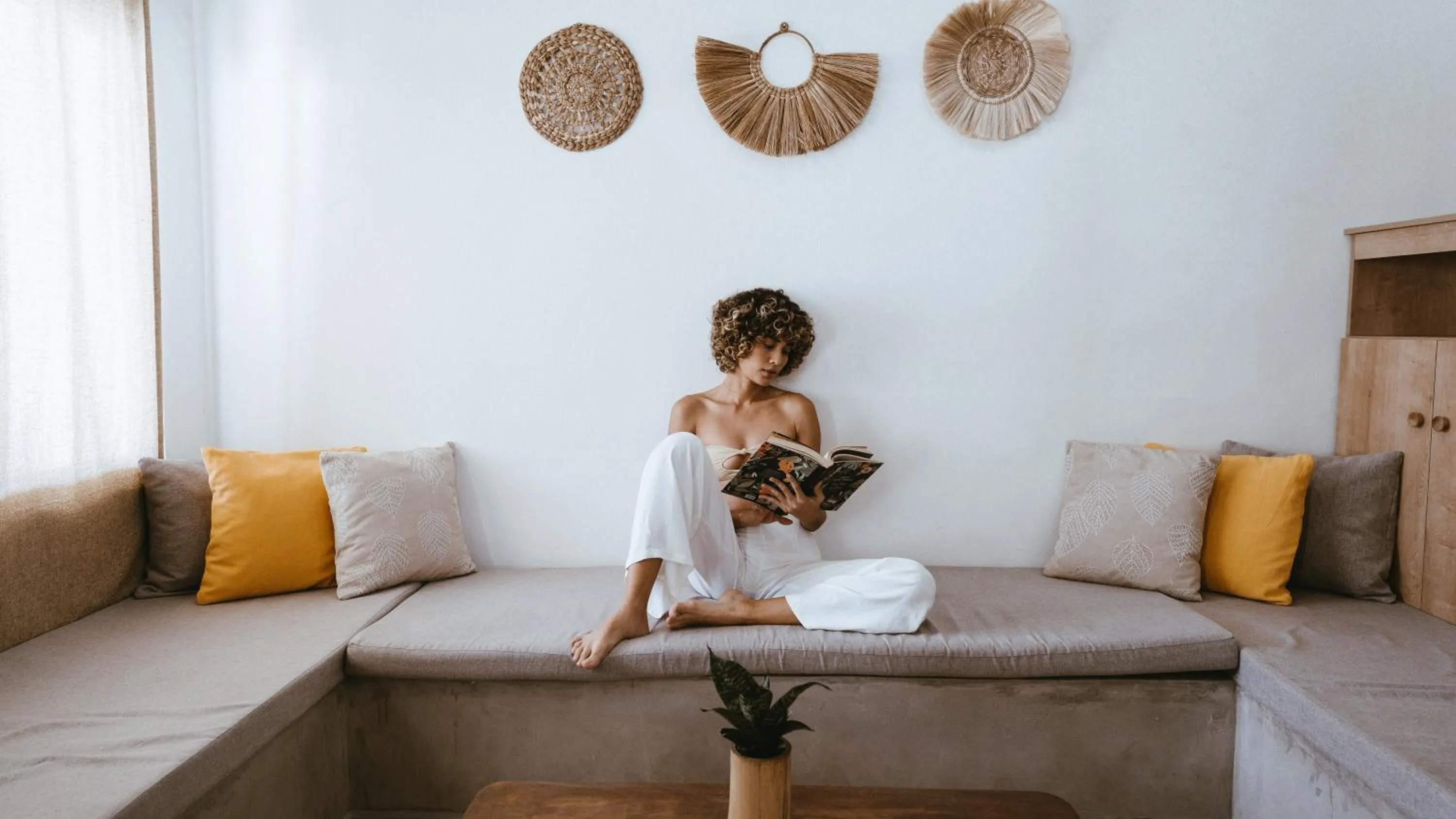 Living room in Coco Surf Tropical Village