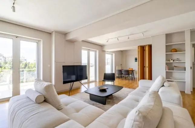 Pratinou Penthouse