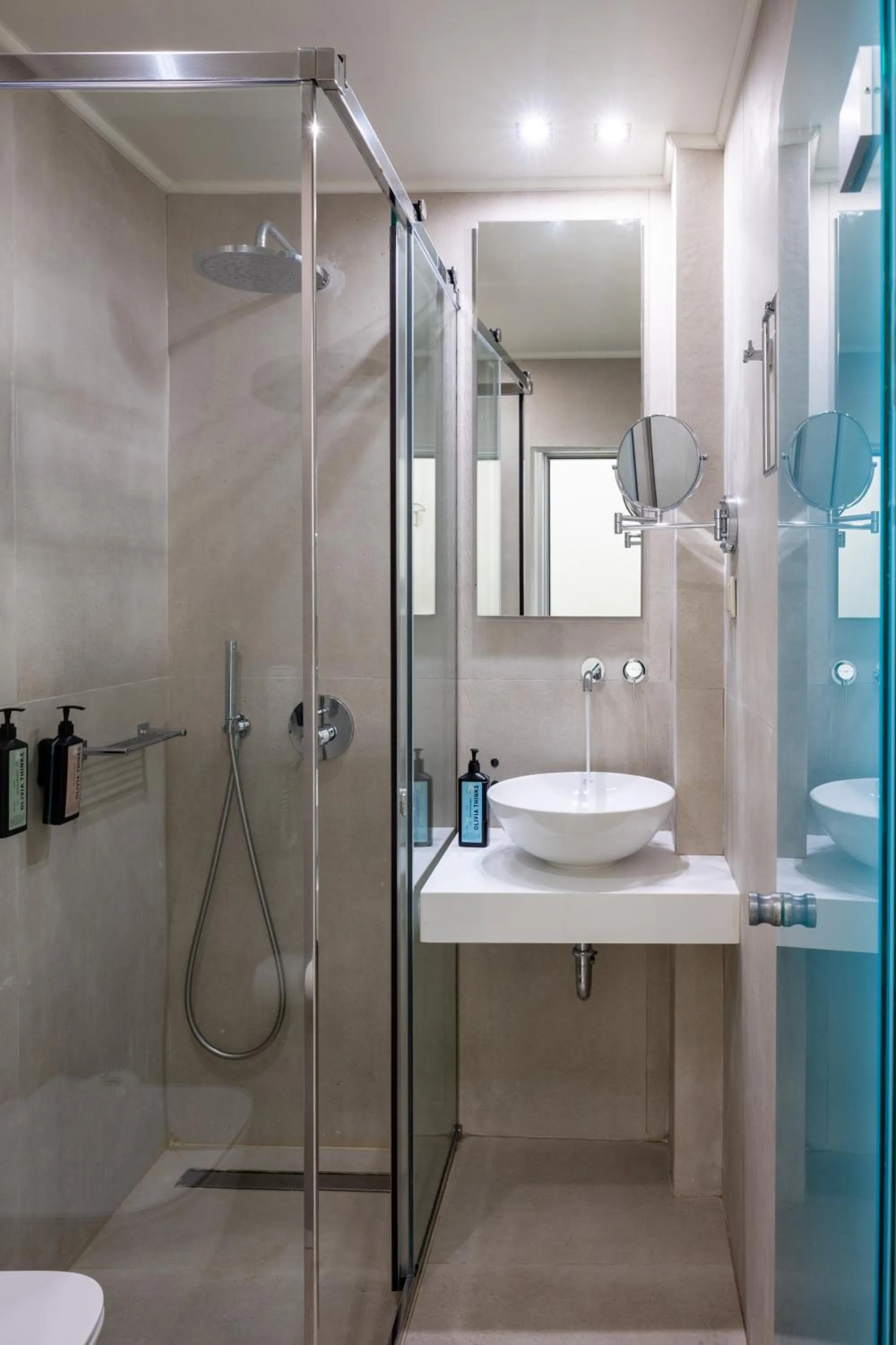 Toilet in Elounda Akti Olous (Adults Only)