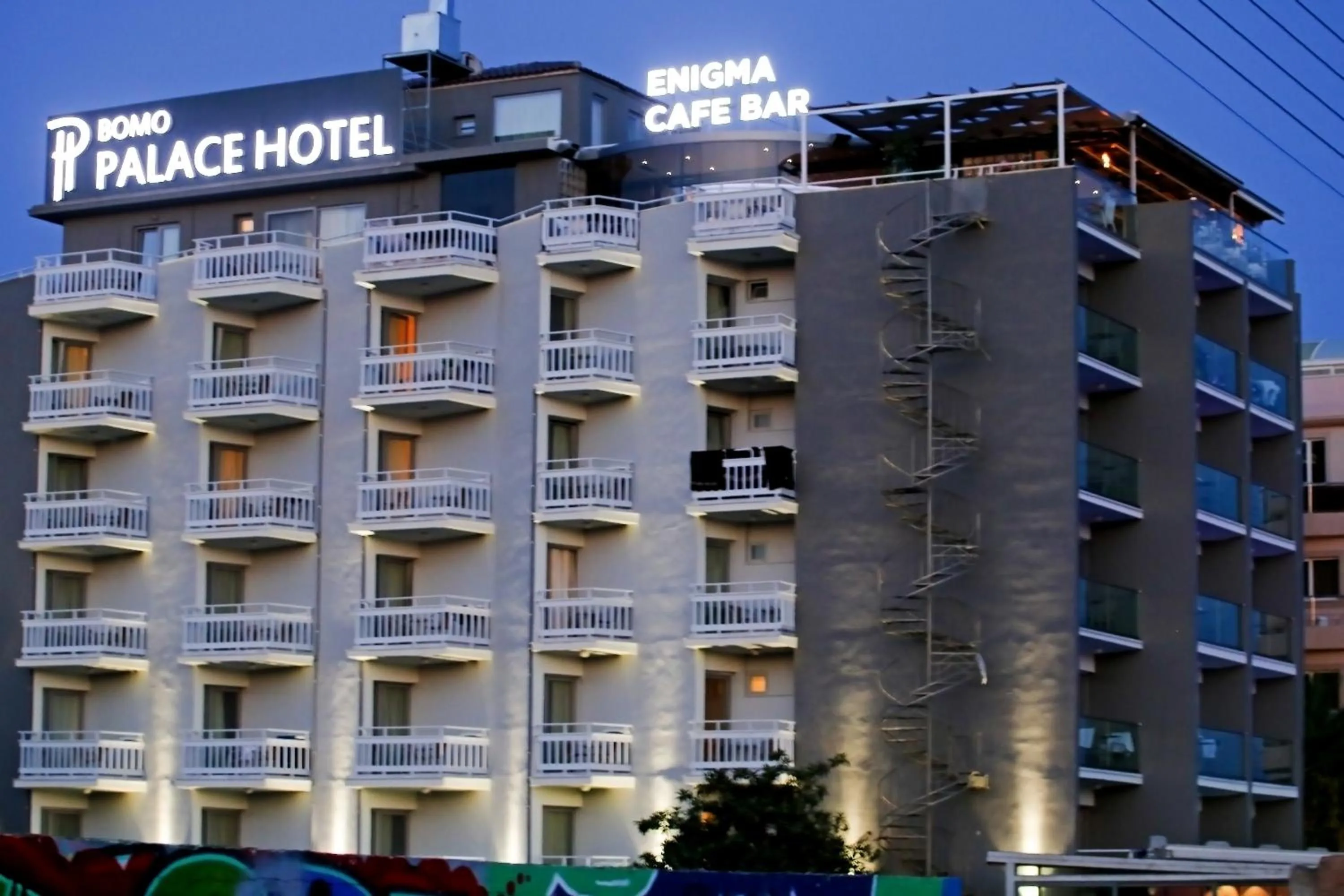 Property building in Palace Hotel Glyfada