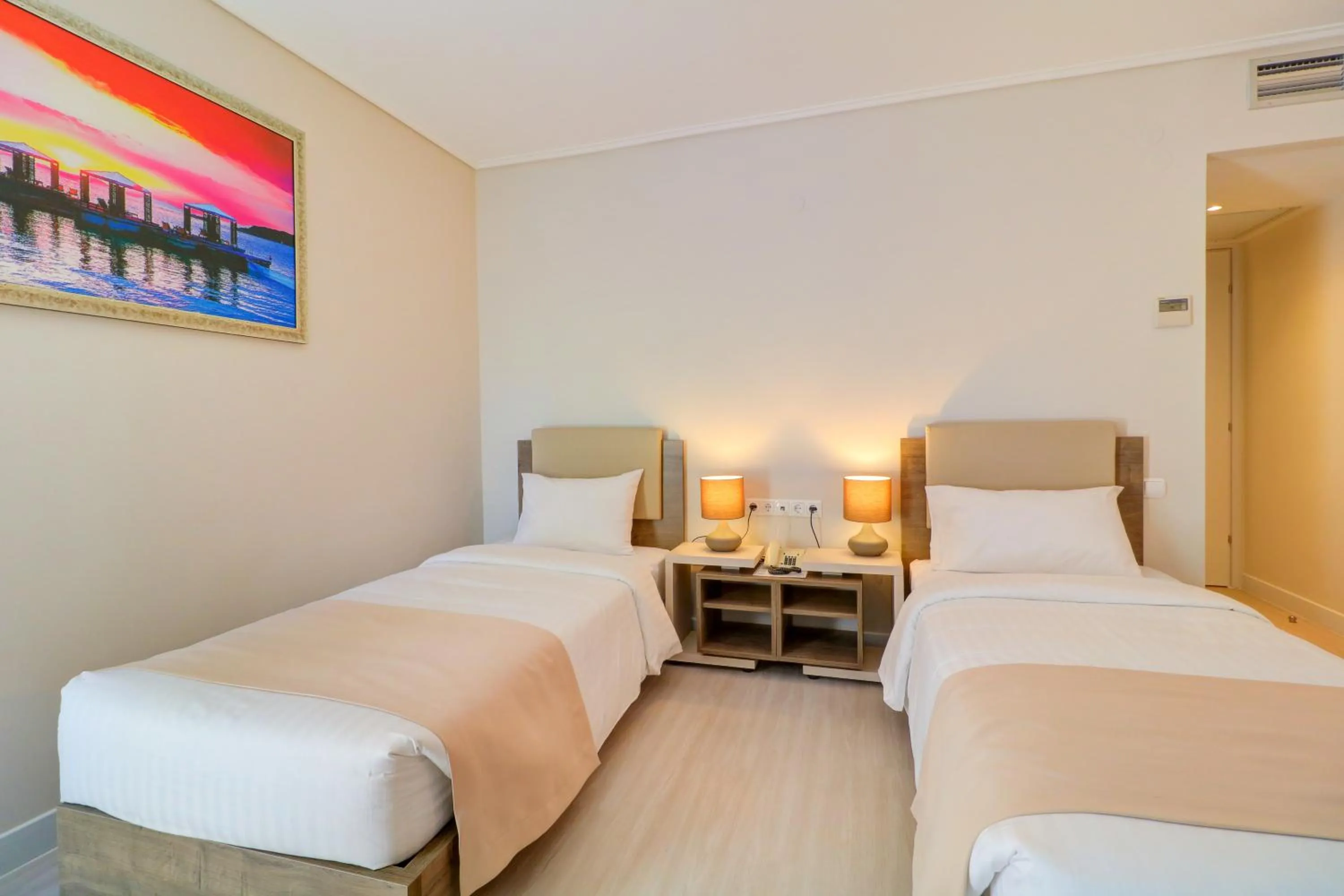 Bedroom, Bed in Palace Hotel Glyfada