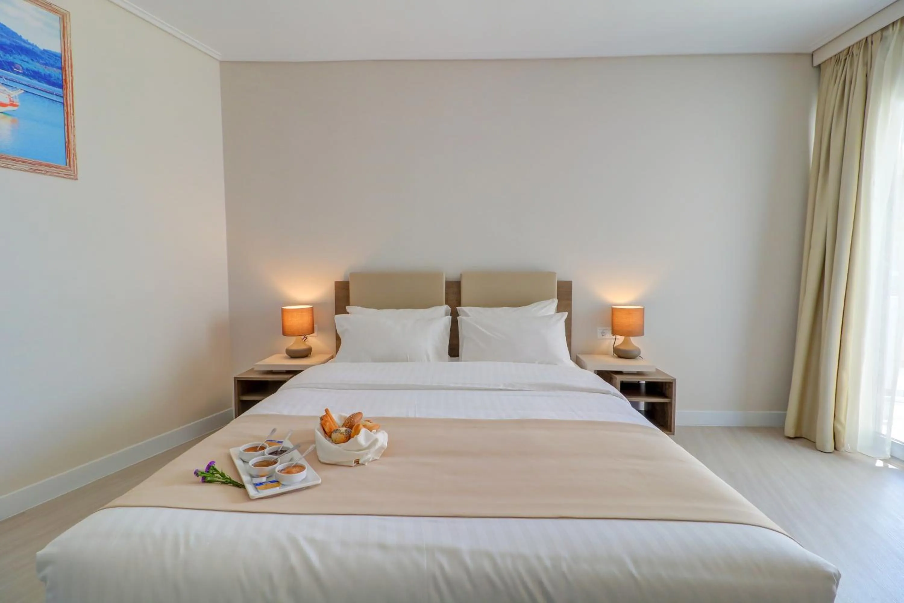 Bedroom, Bed in Palace Hotel Glyfada