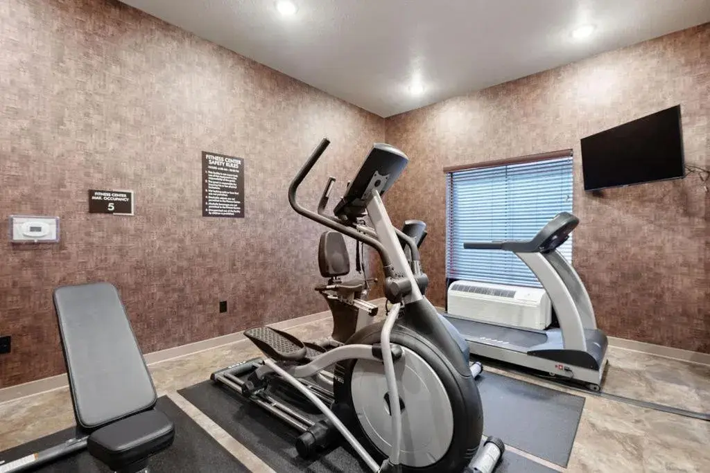 Fitness centre/facilities in Cobblestone Hotel & Suites - Mosinee Fitness centre/facilities in Cobblestone Hotel & Suites - Mosinee