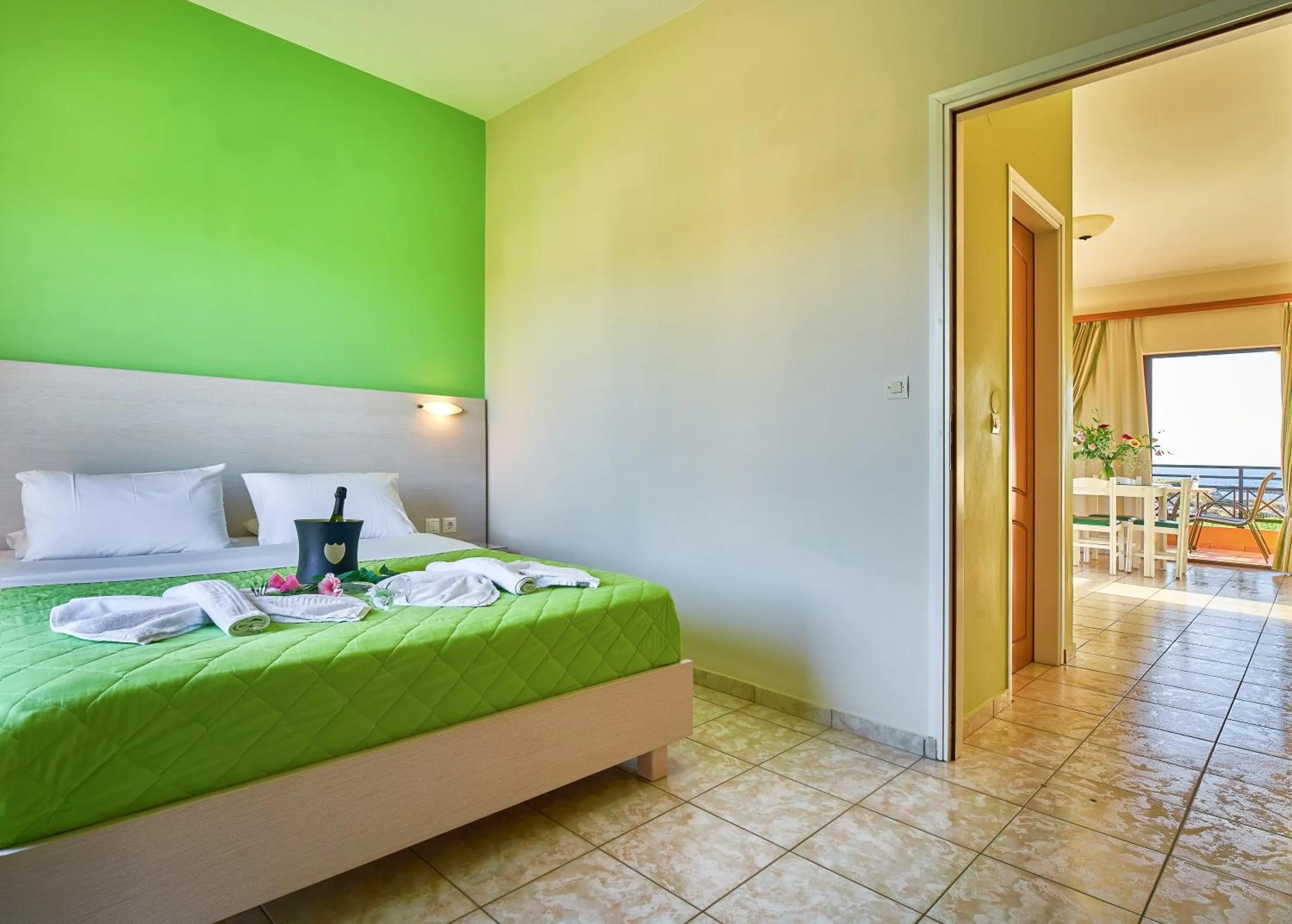 Bedroom, Bed in Nanakis Beach Apartments