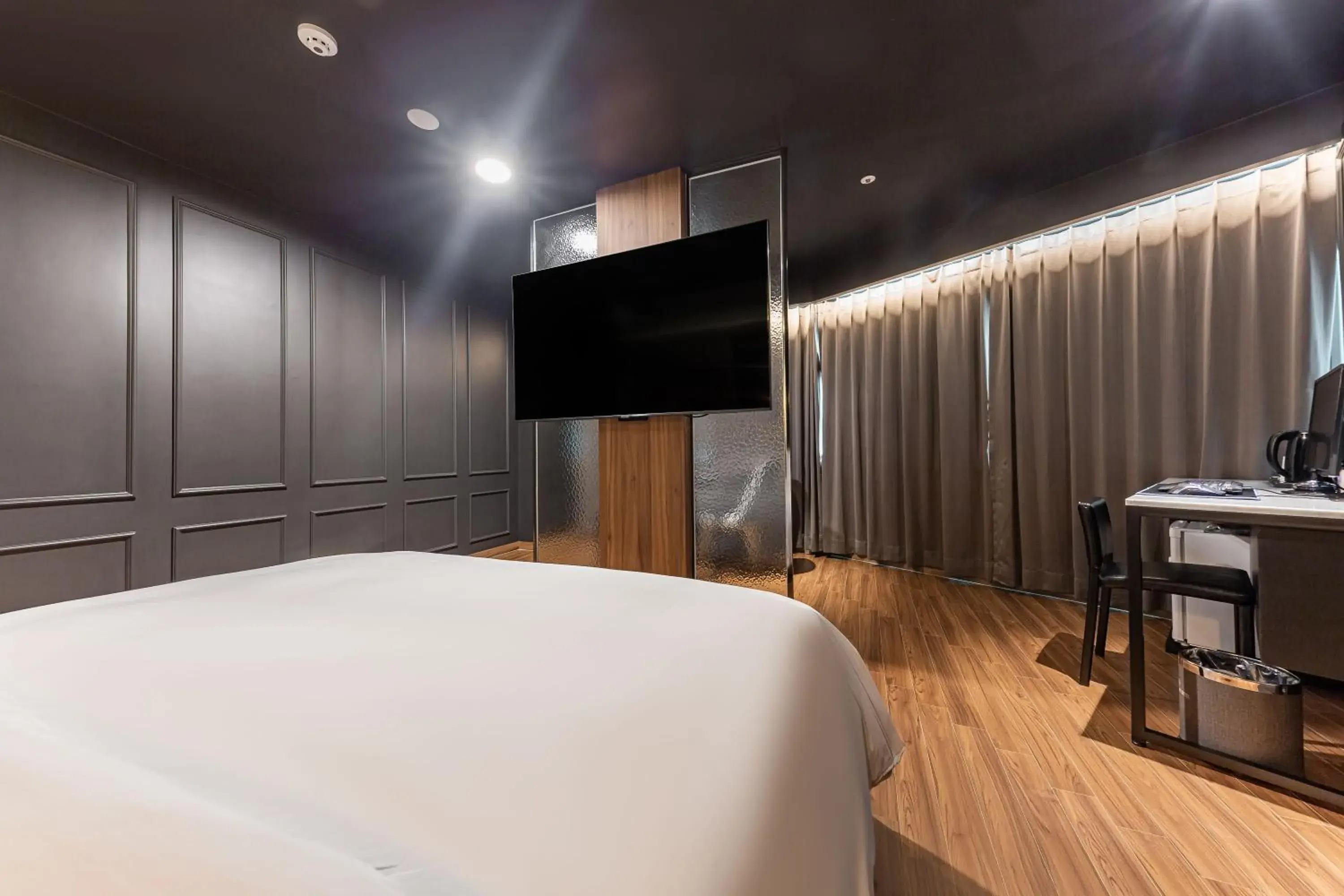 Bed in Brown Dot Hotel Seosan Bed in Brown Dot Hotel Seosan