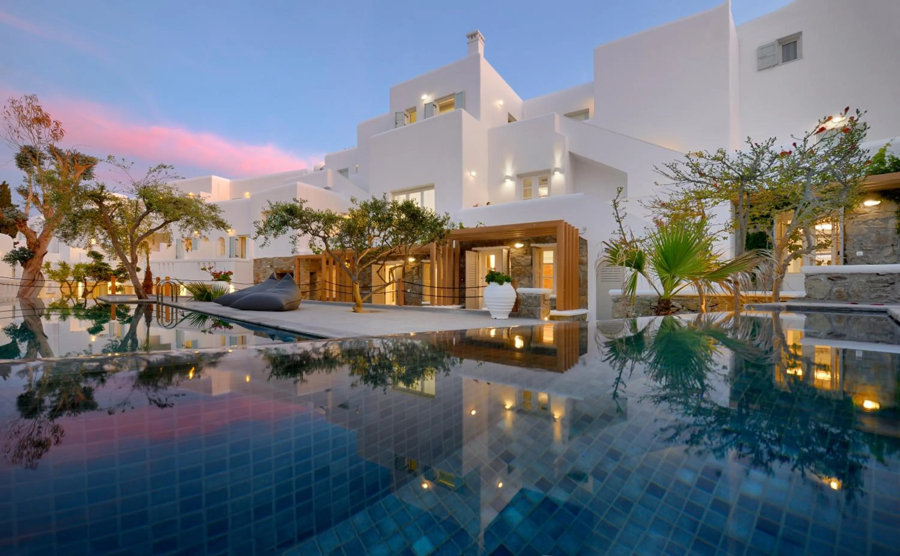 Property building in Petinos Hotel