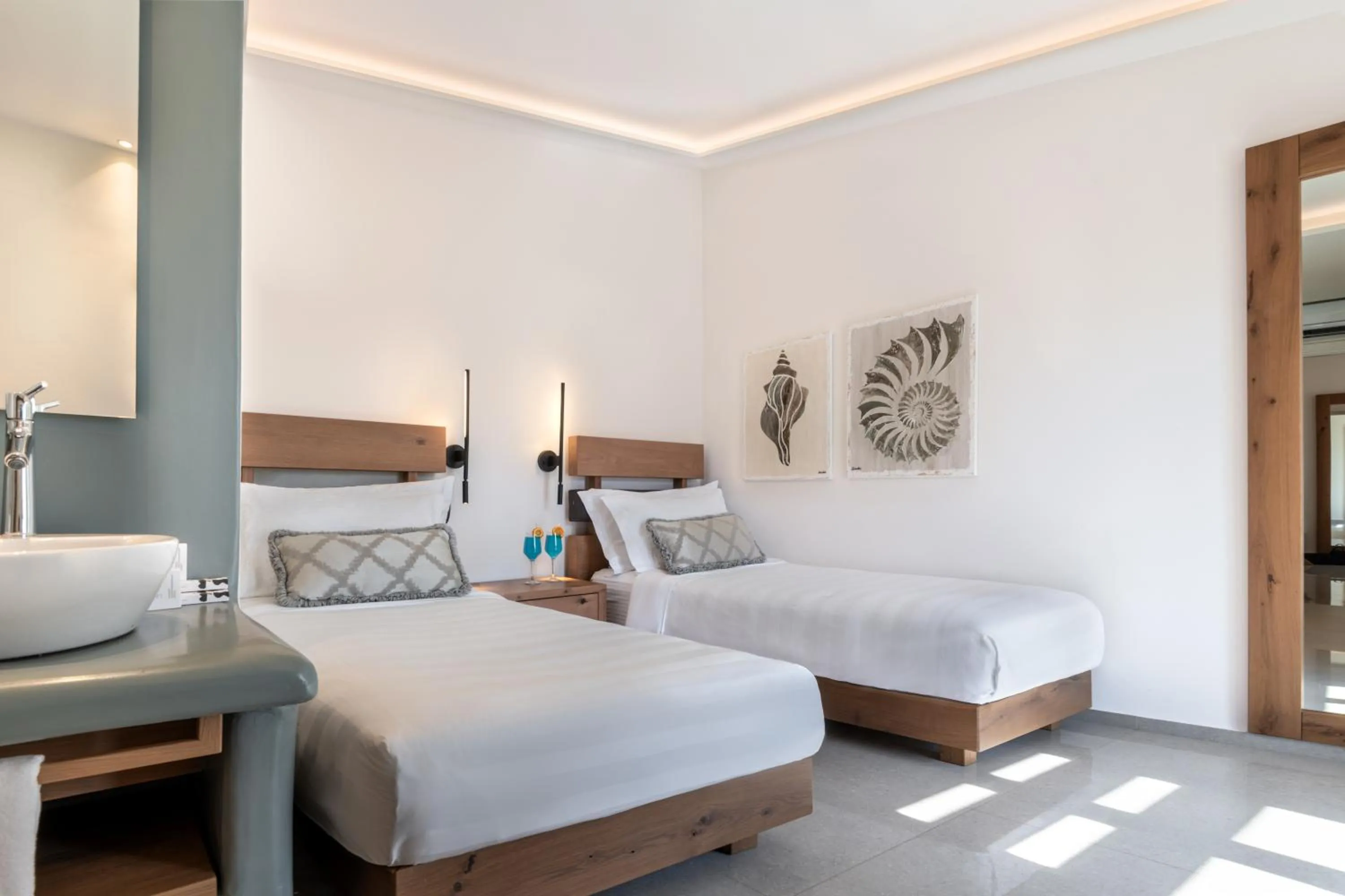 Bed in Petinos Hotel