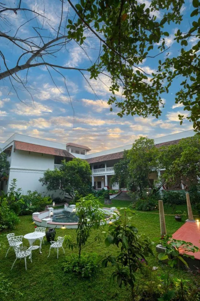 Garden in Marari Beach Bungalow Resort Alleppey