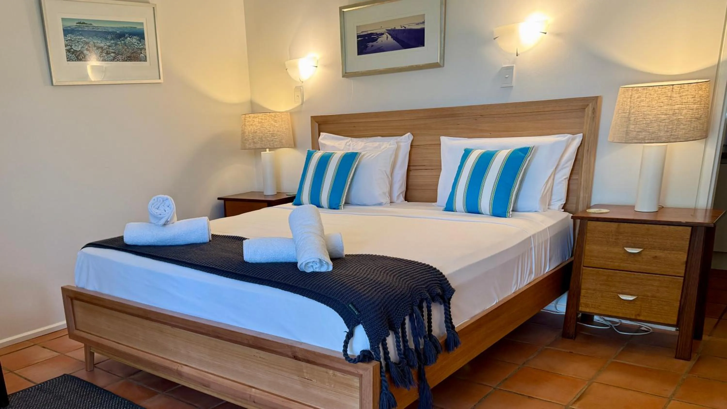 Hillside 3BR Retreat with Pool & Sea Views