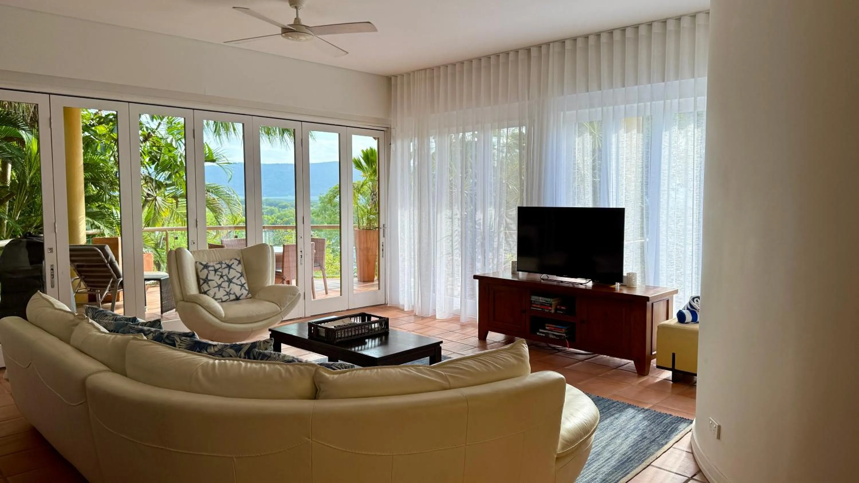 Hillside 3BR Retreat with Pool & Sea Views