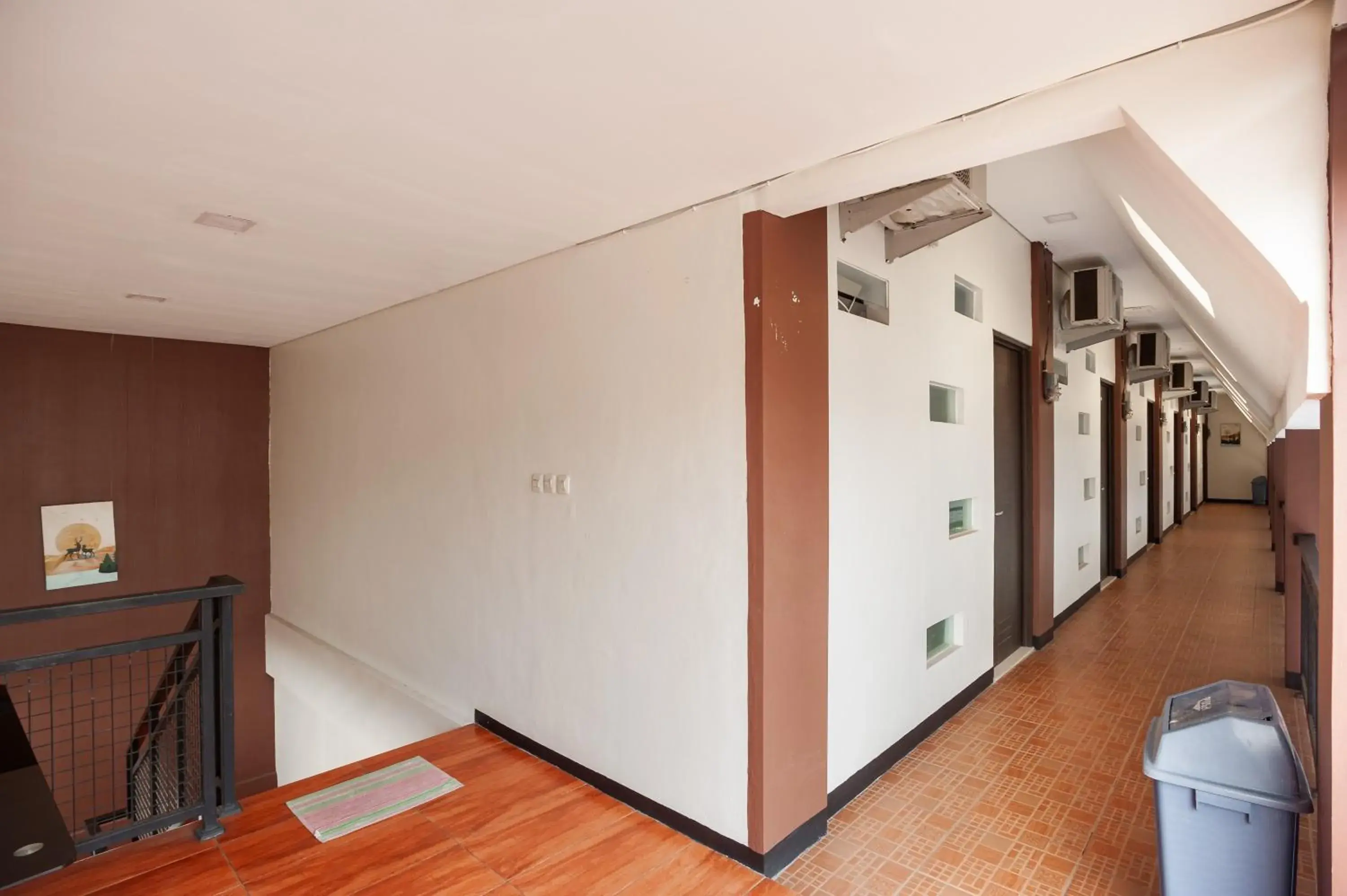 Property building in Urbanview Hotel Amarilis Sentul Bogor by RedDoorz Property building in Urbanview Hotel Amarilis Sentul Bogor by RedDoorz