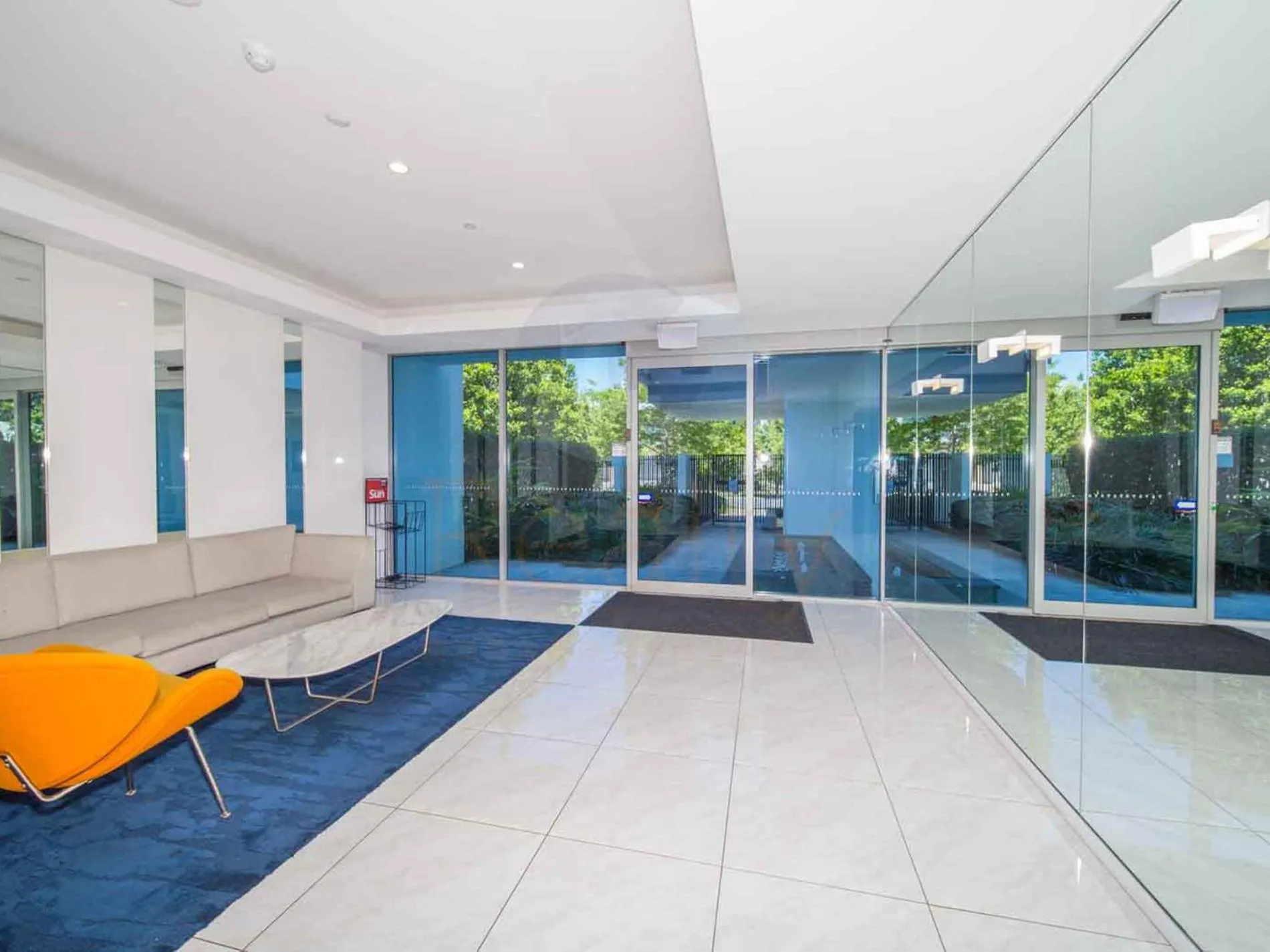 Lobby or reception in Harbour Quays Apartments