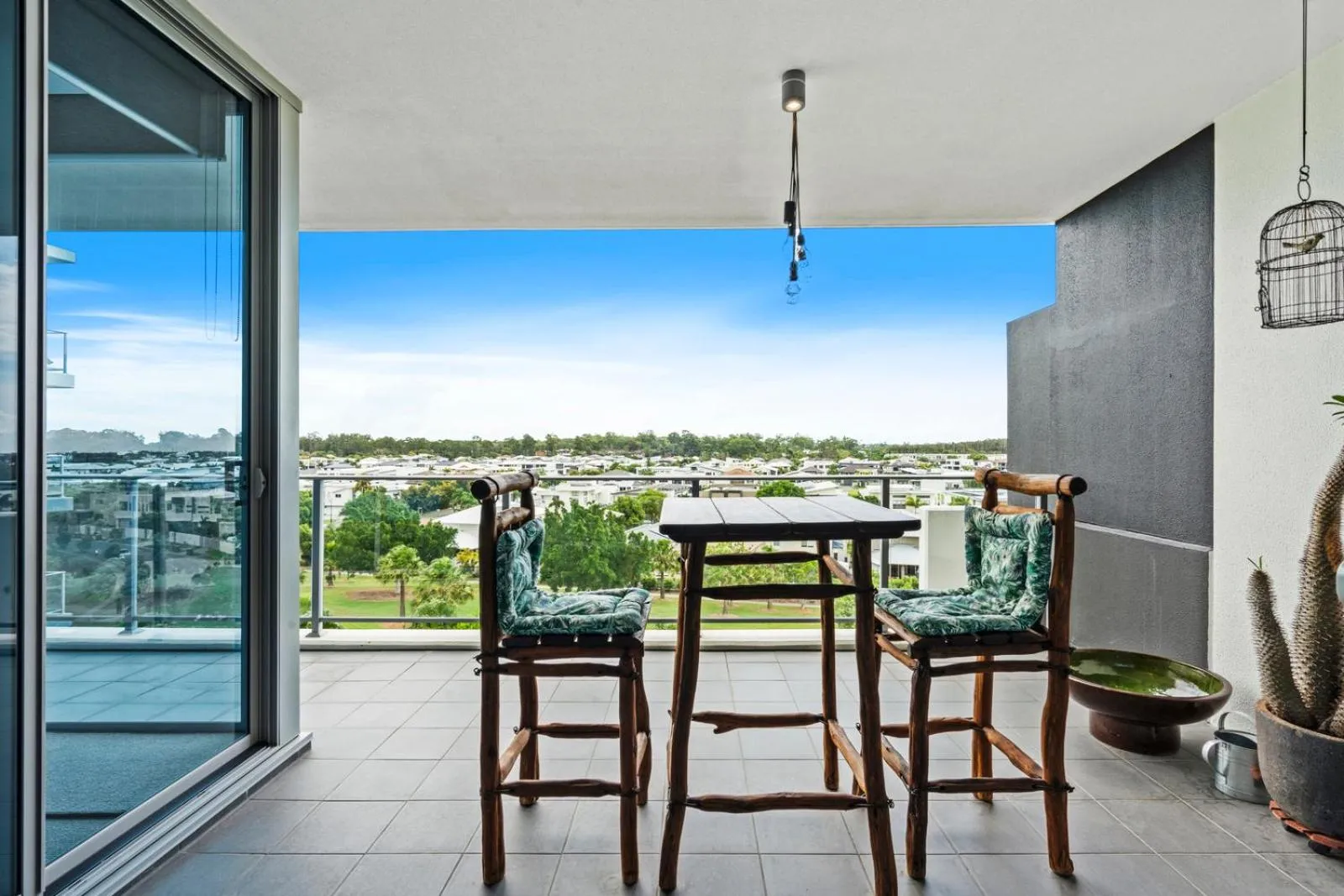 Balcony/Terrace in Harbour Quays Apartments