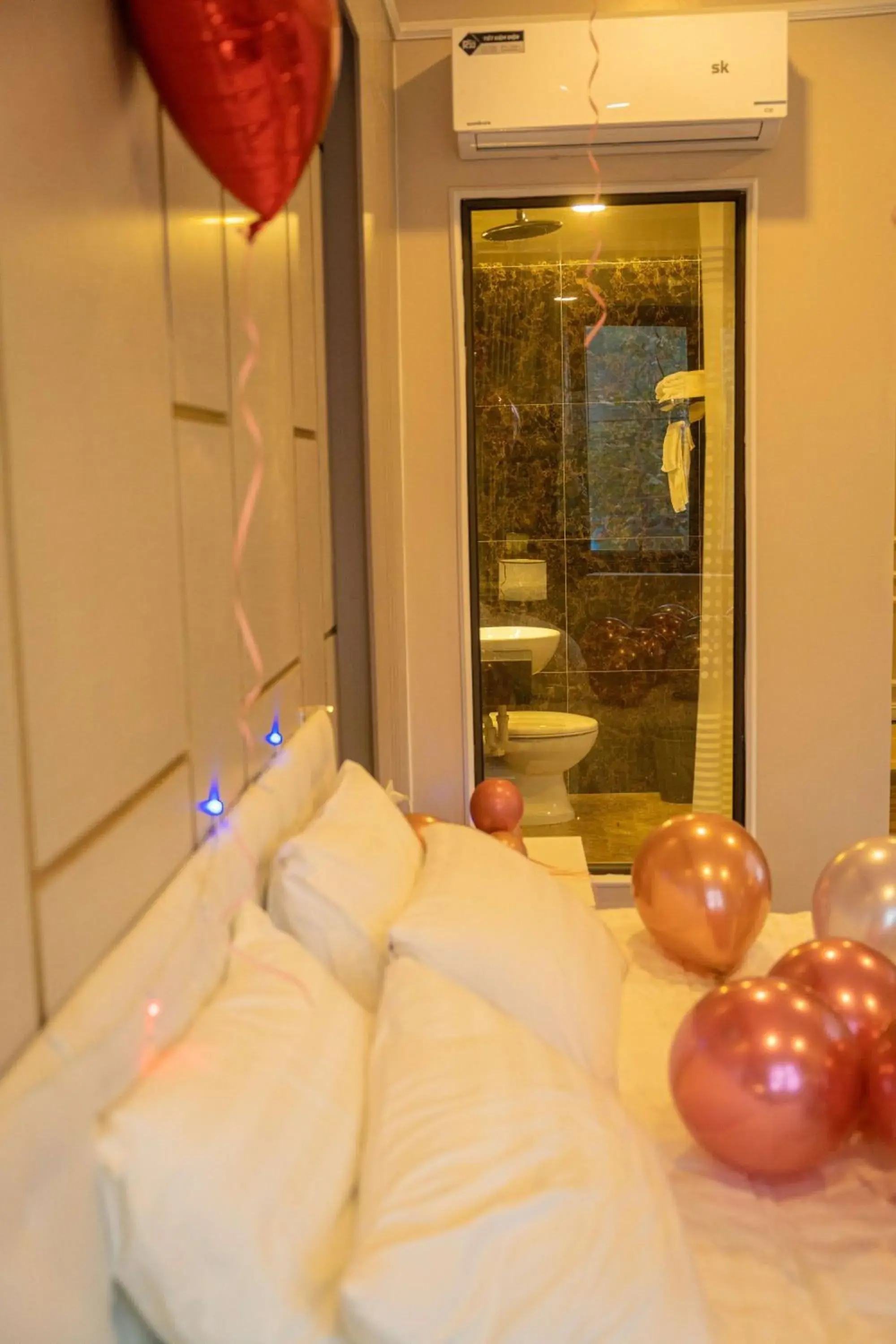 TRA LINH HOTEL & RESTAURANTs TRA LINH HOTEL & RESTAURANTs