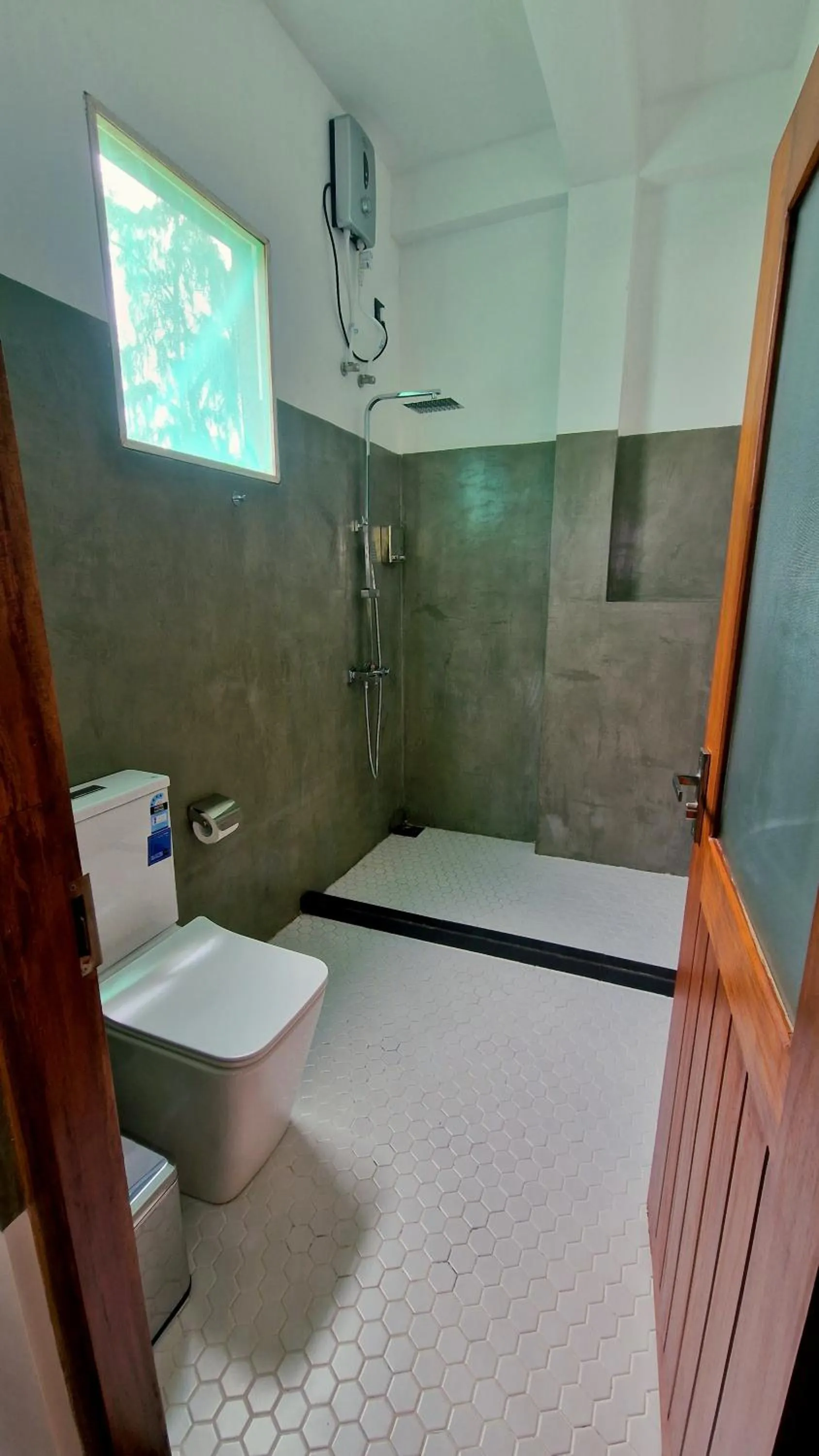 Toilet in Mothership