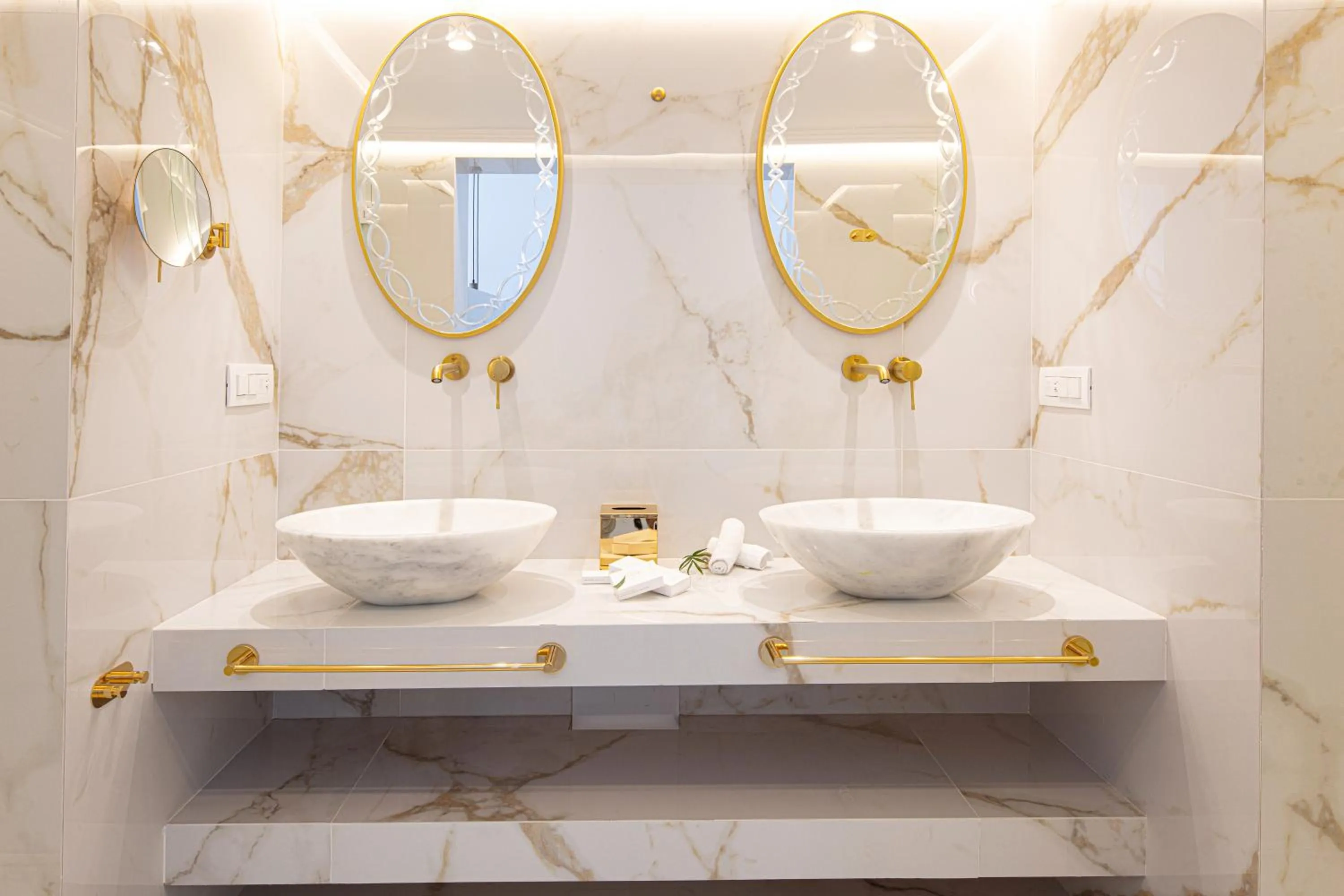 Bathroom in Nissaki Boutique Hotel