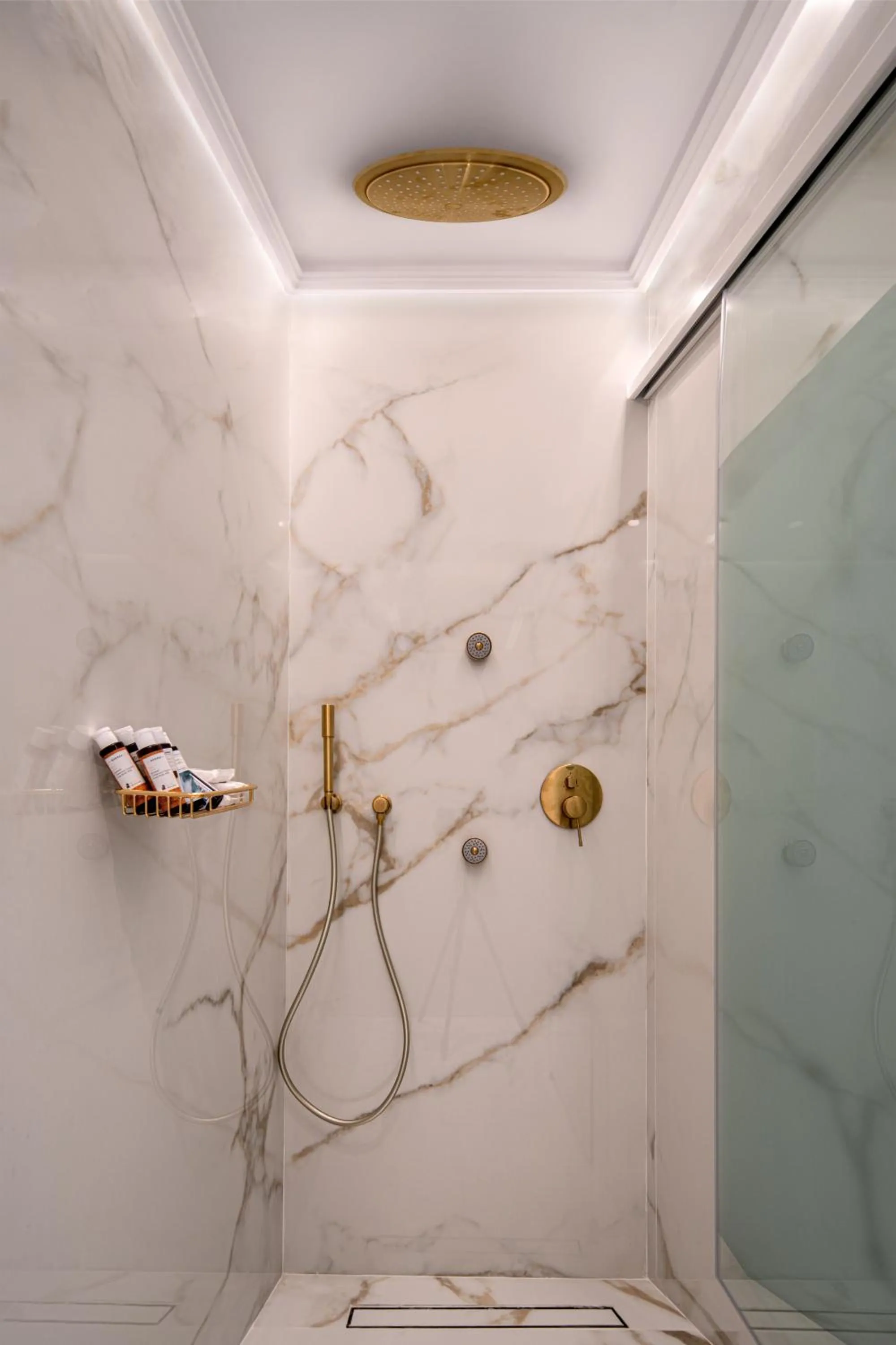 Shower in Nissaki Boutique Hotel