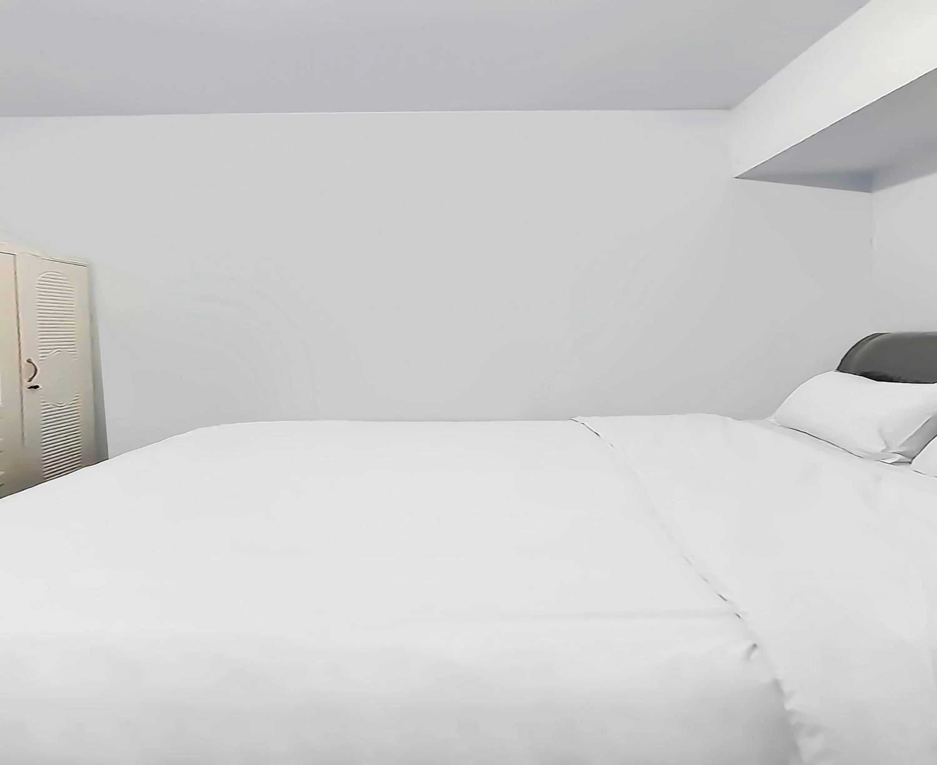 Bedroom, Bed in SPOT ON 92236 Kediri Family Homestay