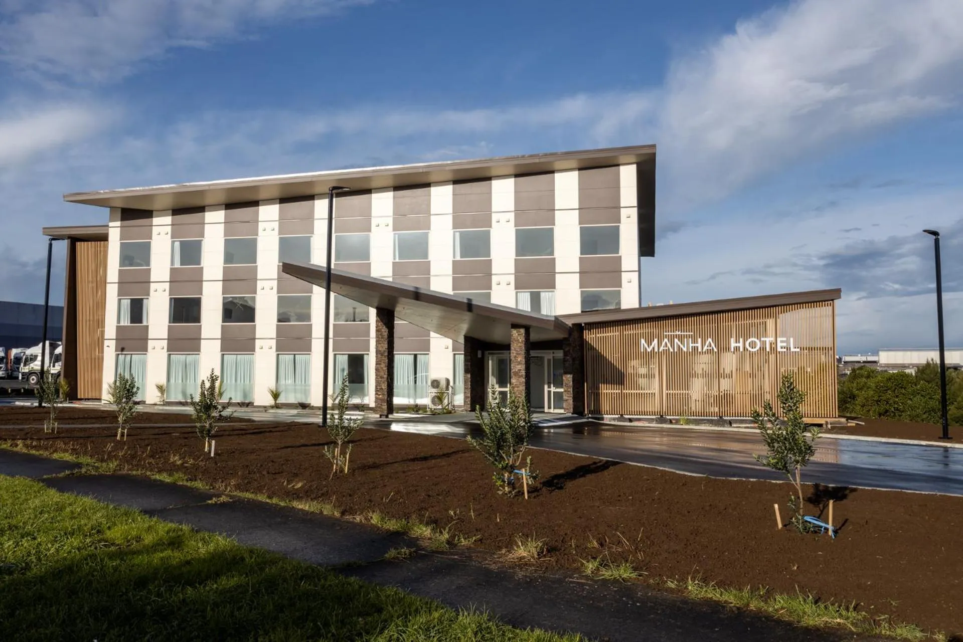 Property building in Manha Hotel Auckland Airport