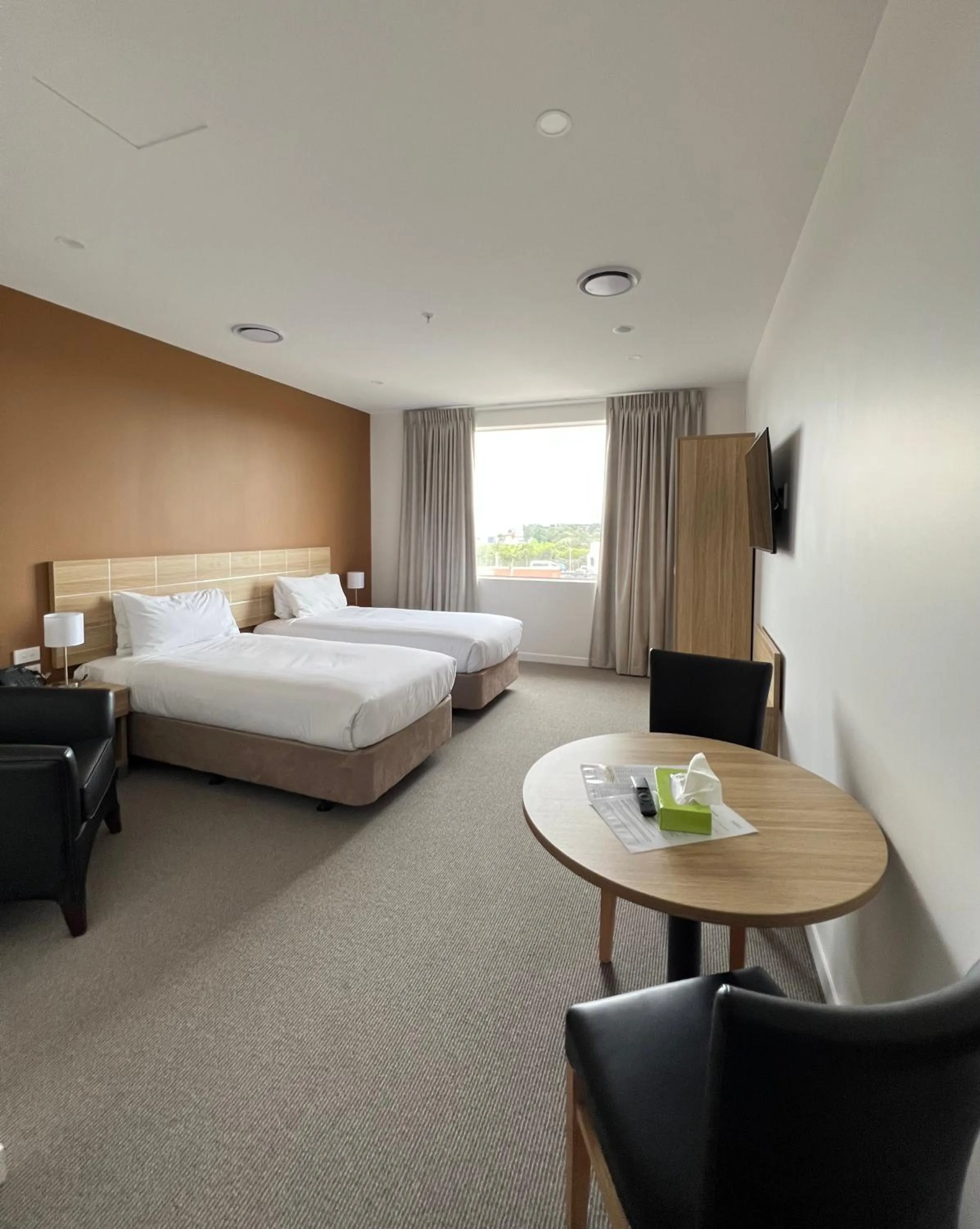 Bed in Manha Hotel Auckland Airport