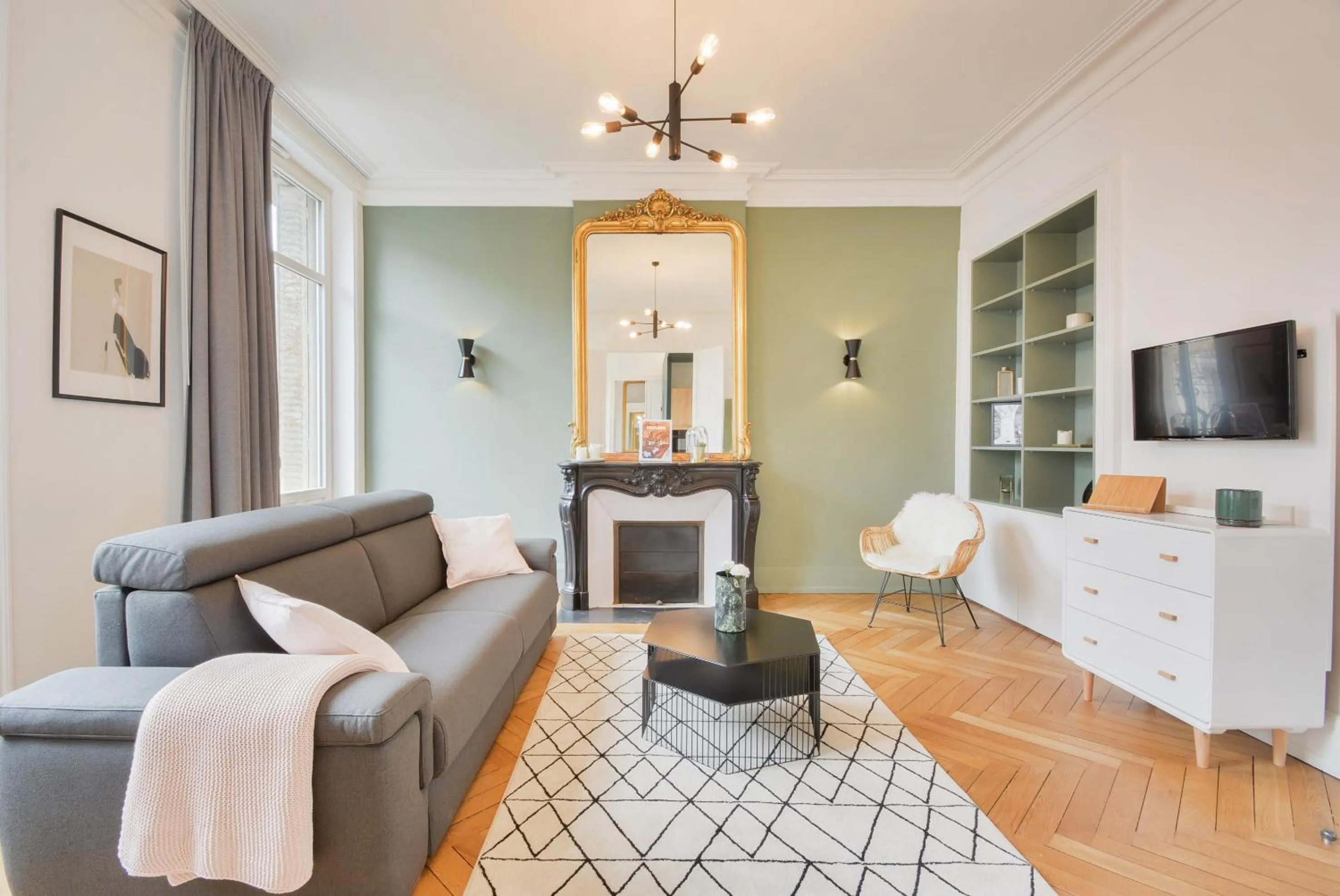 Living room in Le Manon ! Green Haussmannien - Centre Gare - Excelsior - 2 à 4 pers