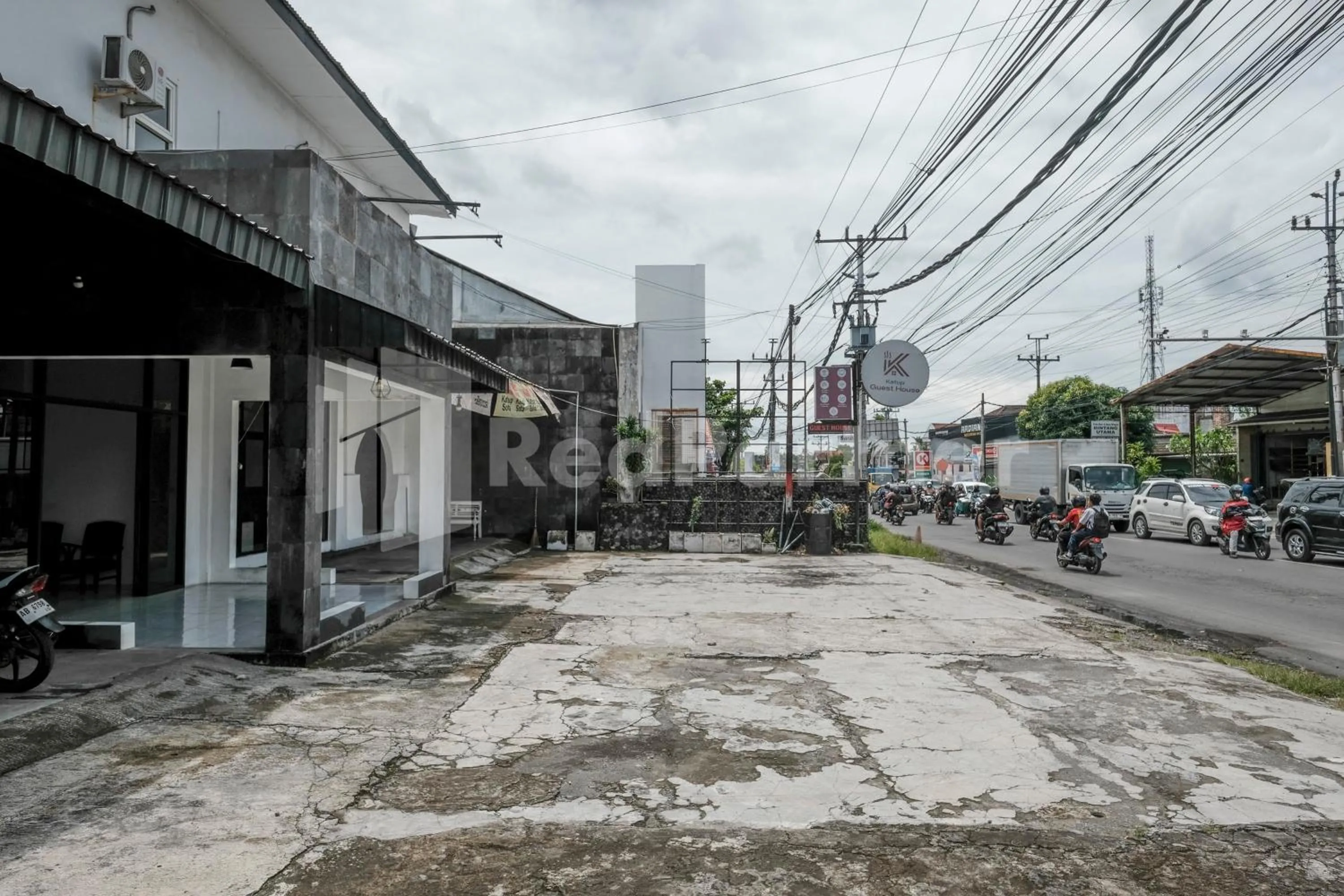 Property building in Katup Guest House Syariah Mitra RedDoorz
