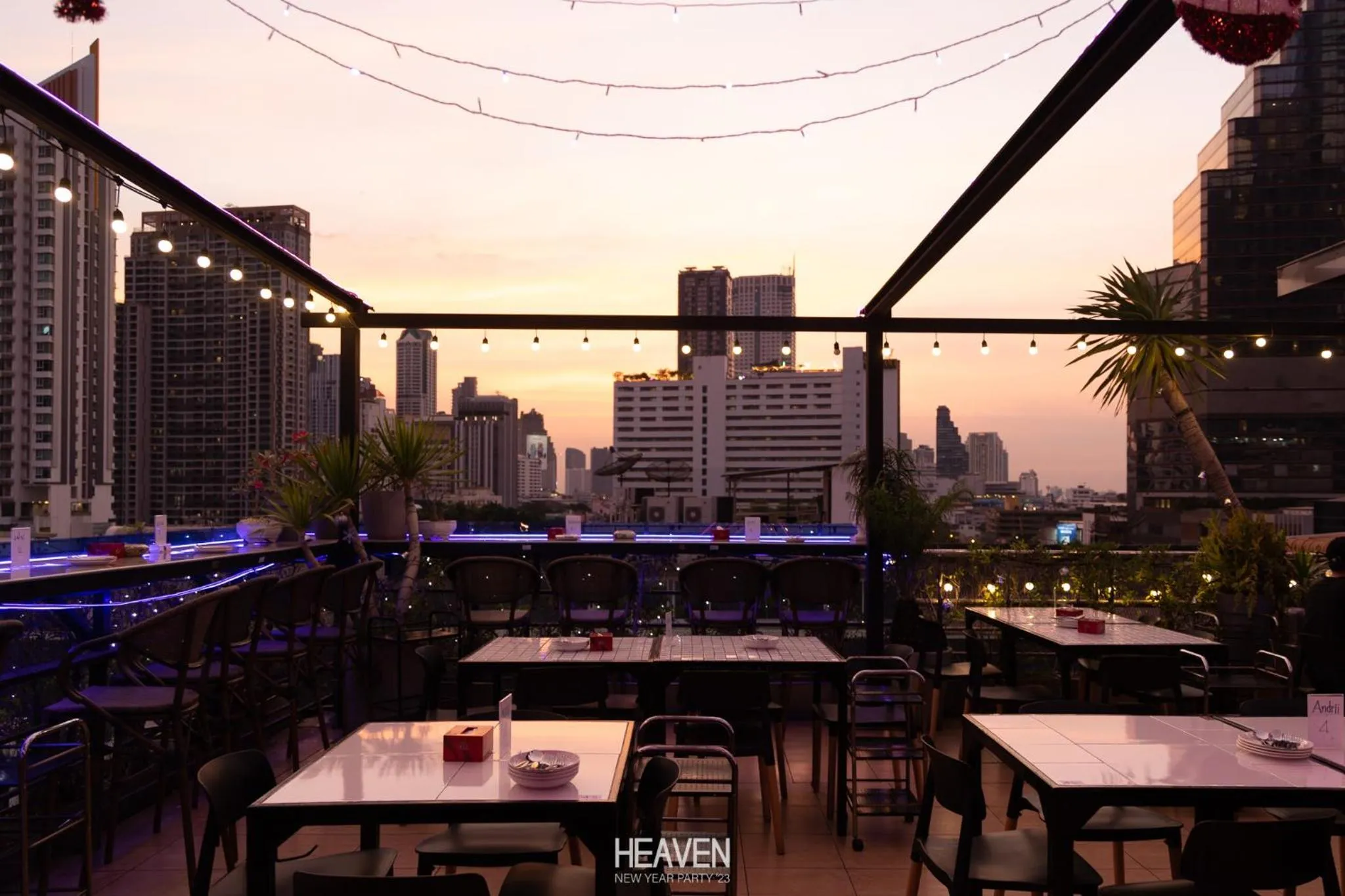 Restaurant/places to eat in Heaven Boutique Hotel