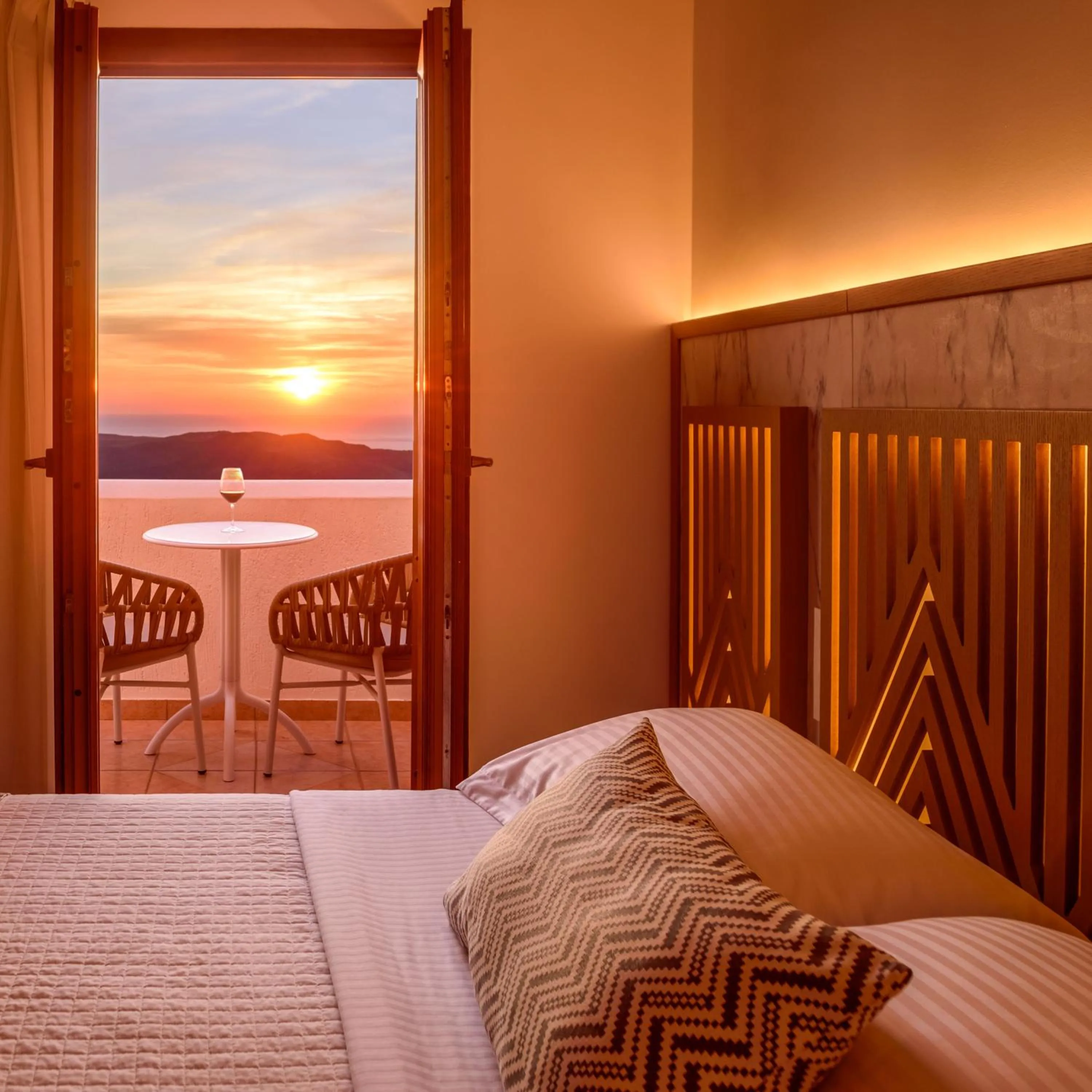 Bed in Astir Thira Hotel